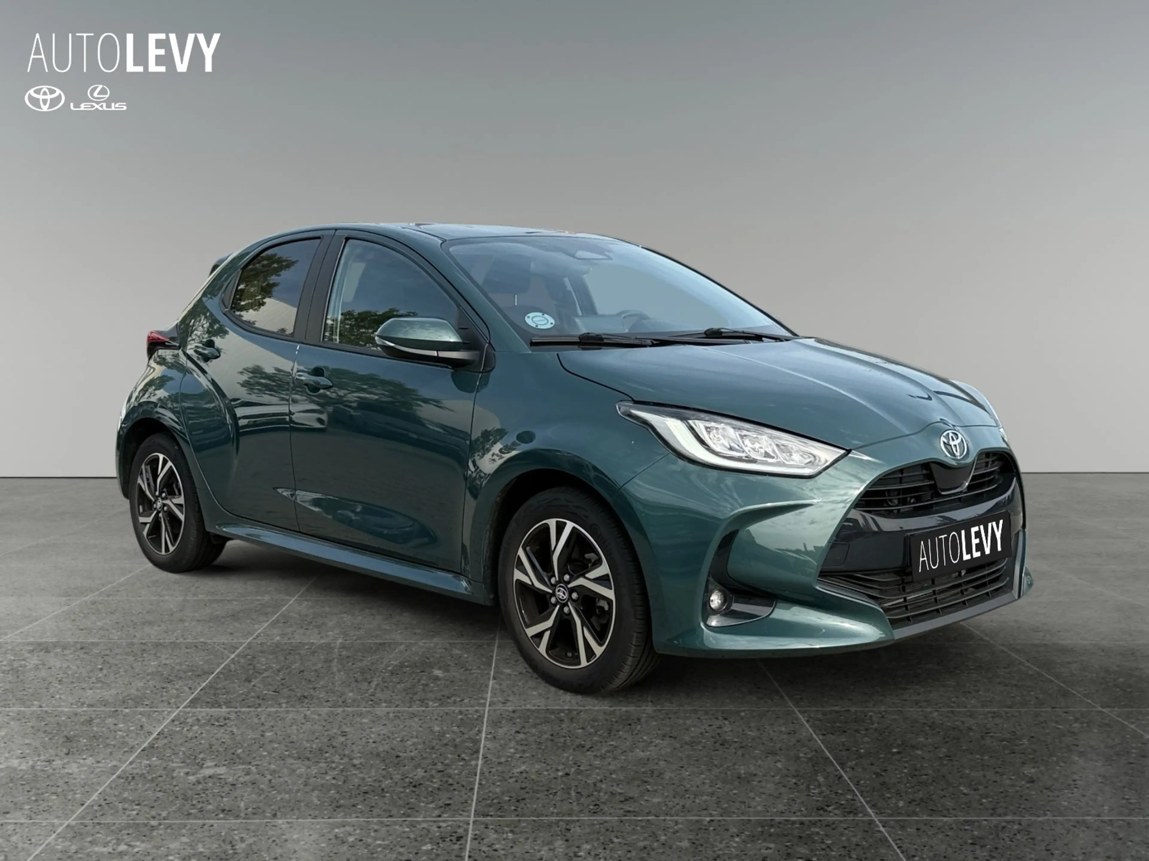 Toyota Yaris Style Hybrid CRAPLAY*LED*RFK*SHZ*LHZ*ACC — photo 8