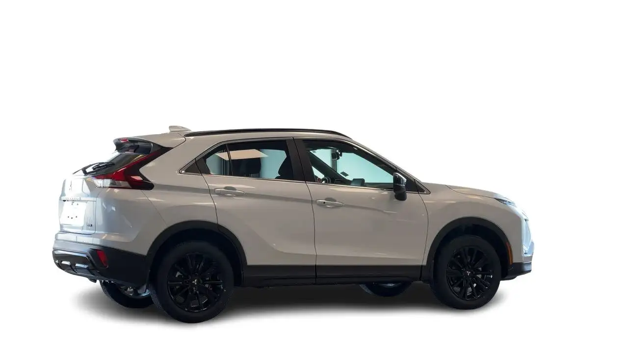 Mitsubishi Eclipse Cross снимка Mitsubishi Eclipse Cross