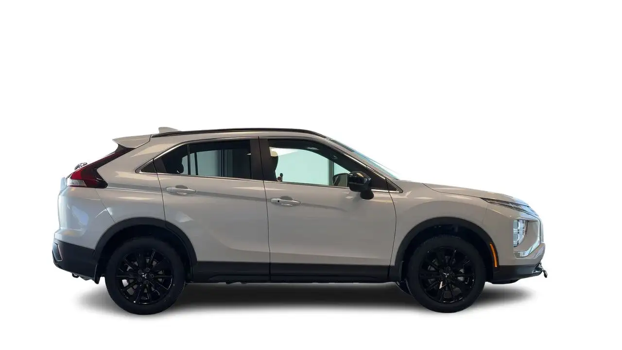 Mitsubishi Eclipse Cross снимка Mitsubishi Eclipse Cross