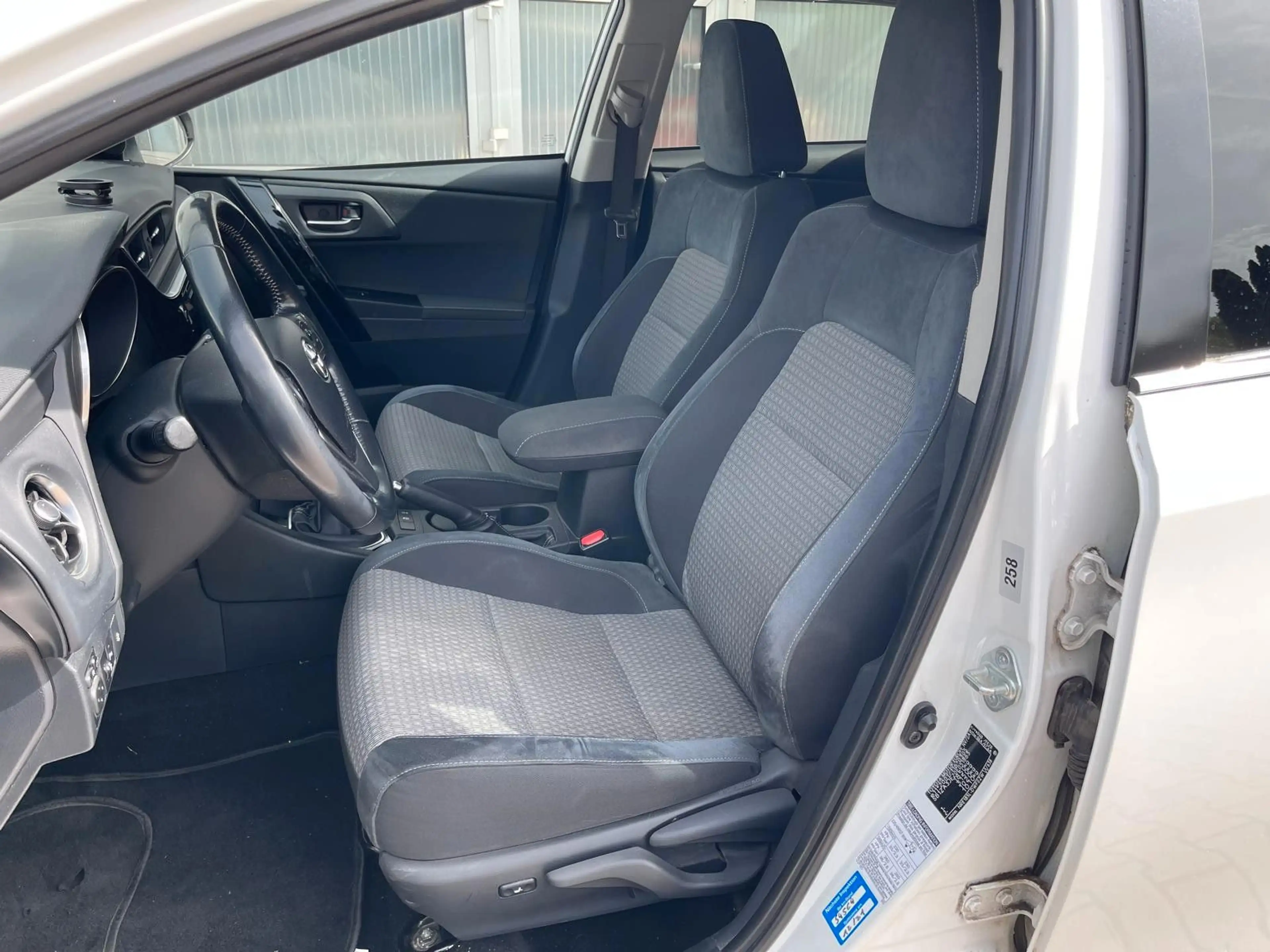 Toyota Auris Edition-S+/1.HD/S-Heft/Gar. — photo 7