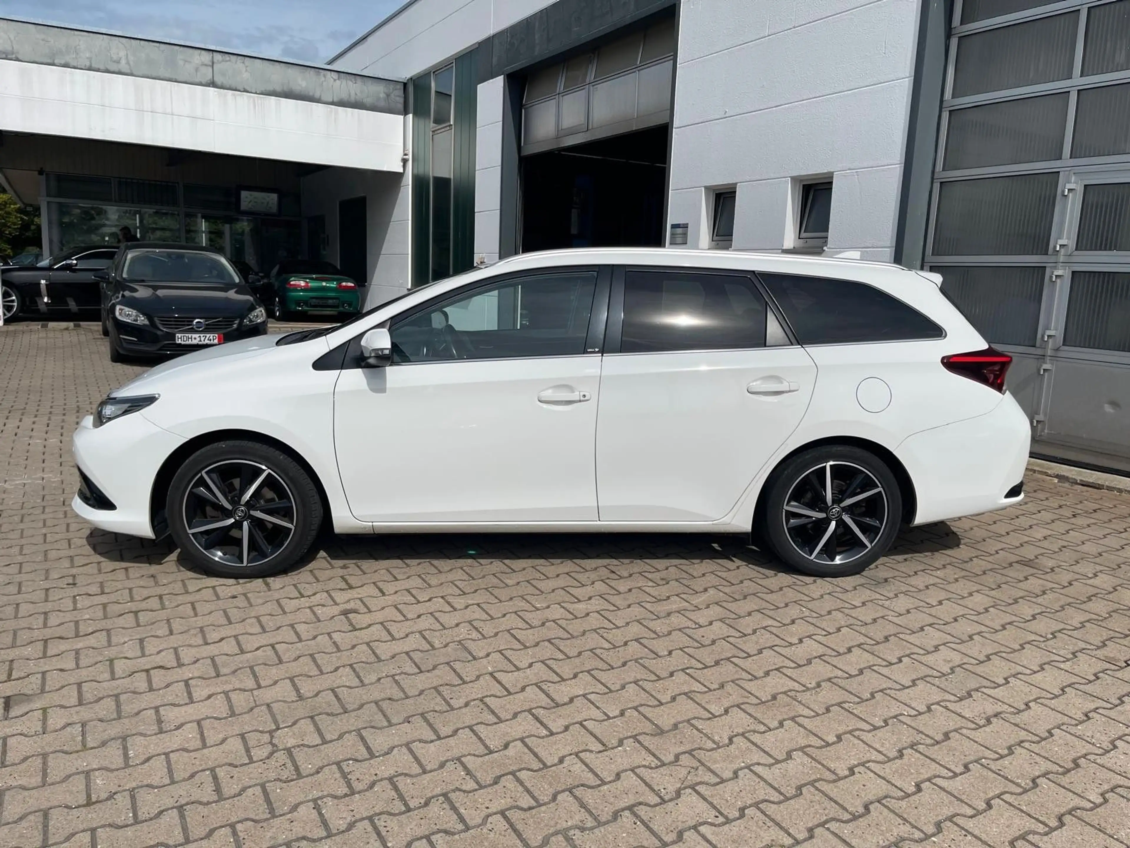 Toyota Auris Edition-S+/1.HD/S-Heft/Gar. — photo 2