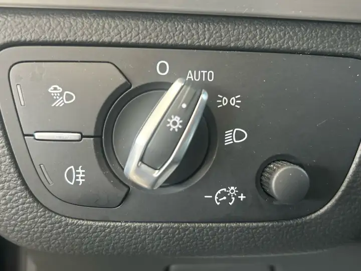 Audi Q5 2.0 Black line 40 TDI quattro-ultra 2022, foto 24