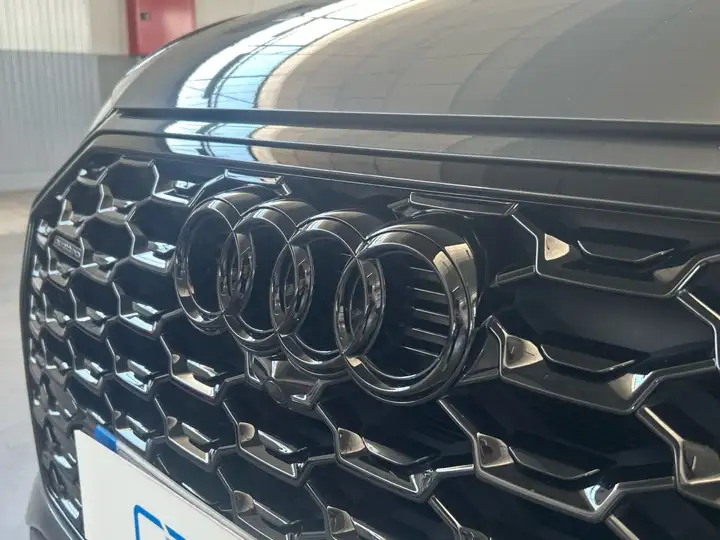 Audi Q5 2.0 Black line 40 TDI quattro-ultra 2022, foto 22