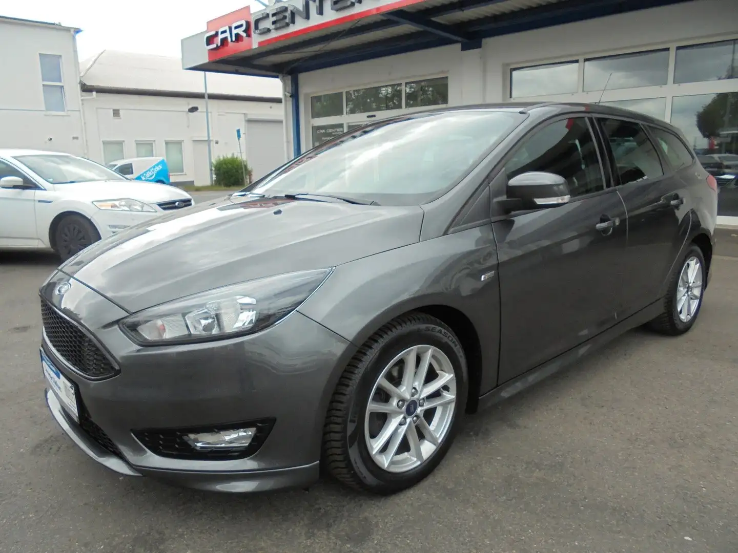 Ford Focus Turnier ST-Line Zahnriemen neu Gris - 2