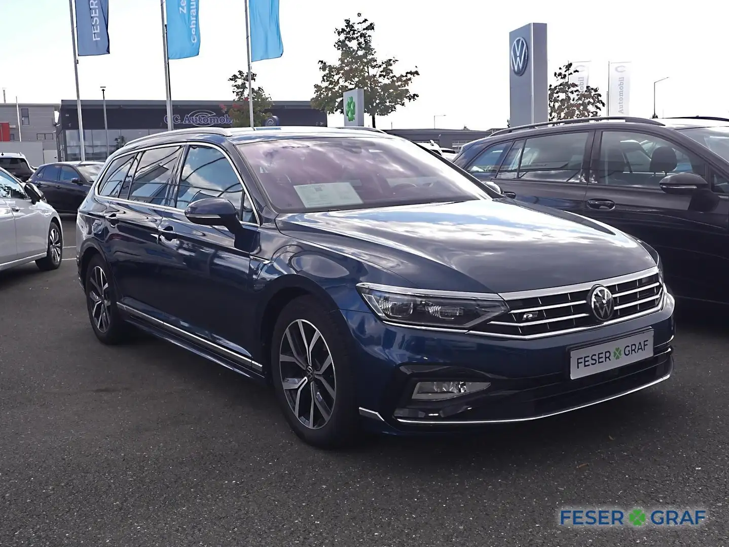Volkswagen Passat Variant Eleg. 2.0TDI R-Line ACC AHK HUD Blauw - 2