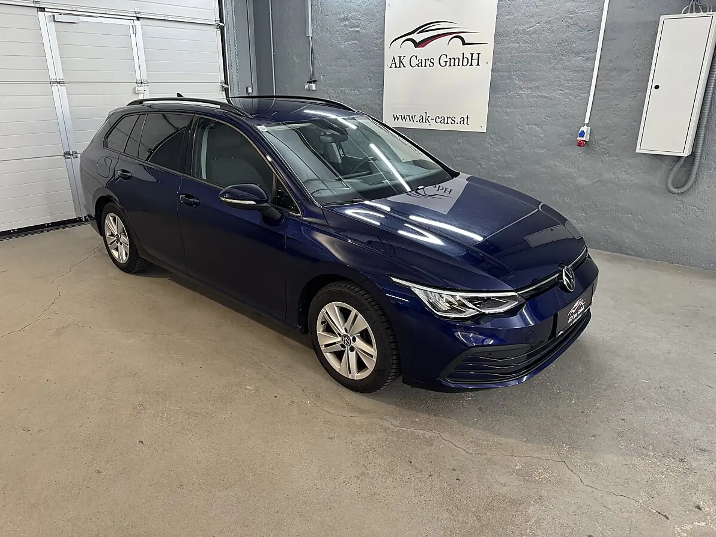 Volkswagen Golf Variant 2,0 TDI Life DSG Blau - 1