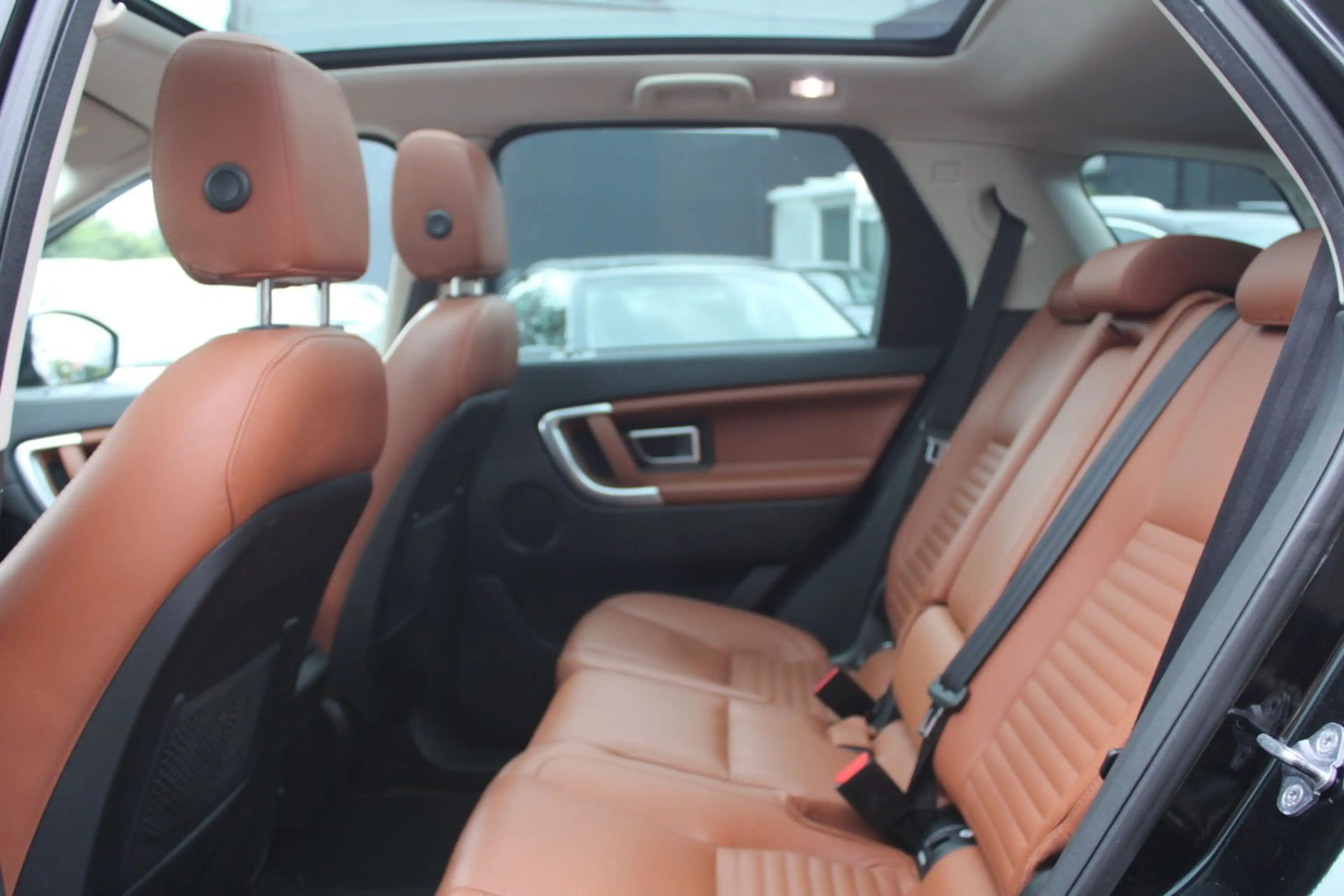 Land Rover Discovery 2.0 TD4 Sport HSE Luxury*7SITZER*PANO* — photo 15