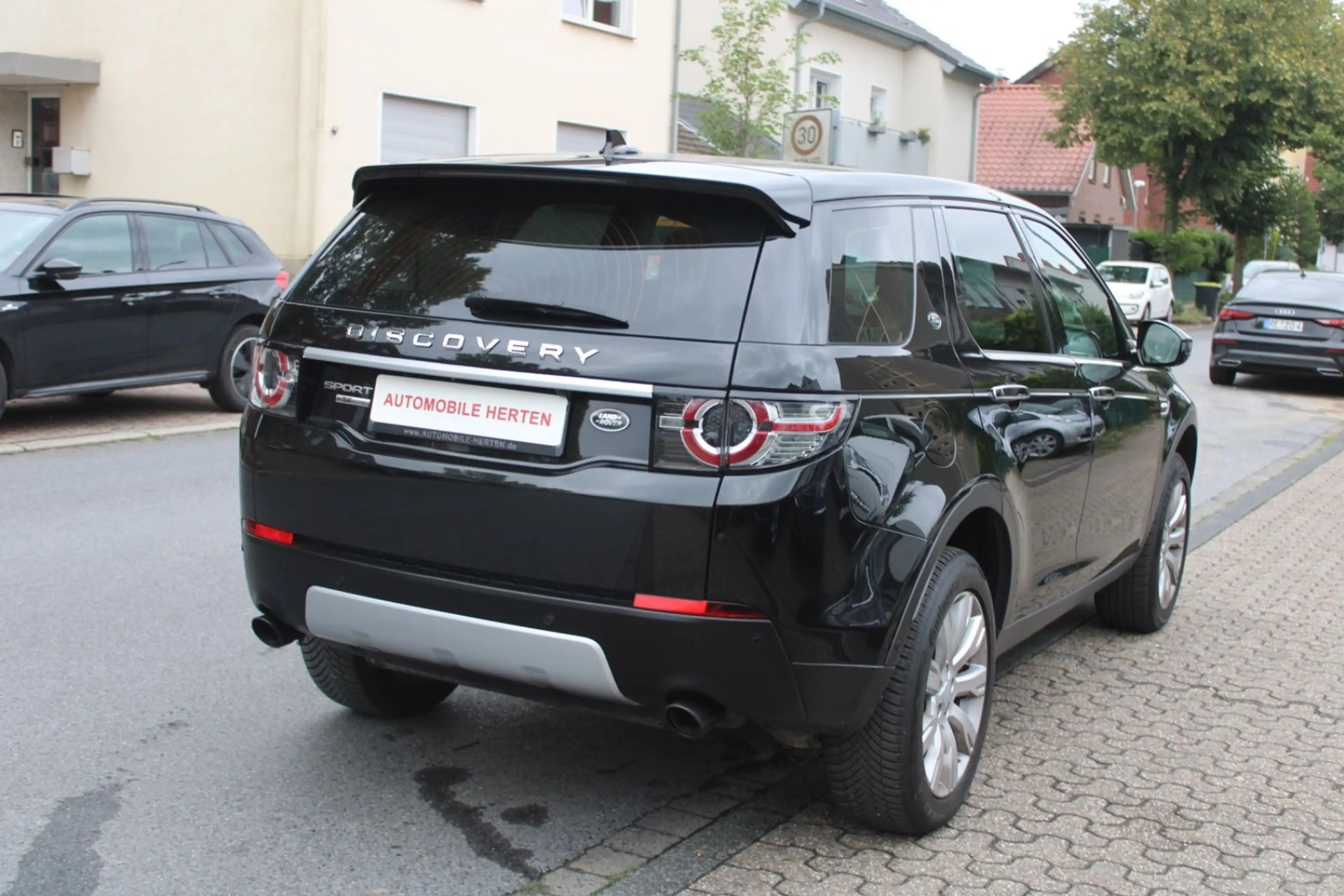 Land Rover Discovery 2.0 TD4 Sport HSE Luxury*7SITZER*PANO* — photo 8