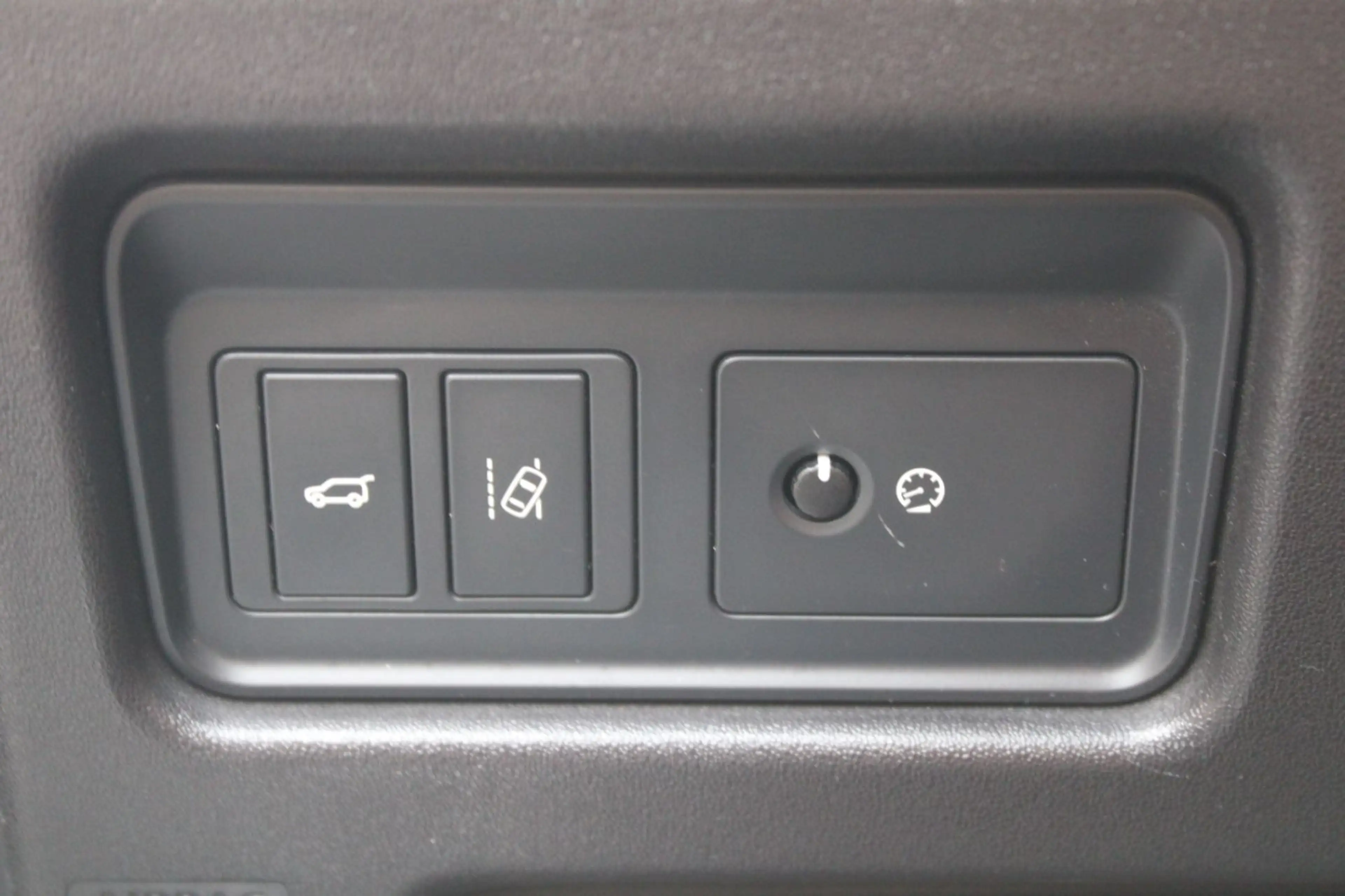 Land Rover Discovery 2.0 TD4 Sport HSE Luxury*7SITZER*PANO* — photo 10
