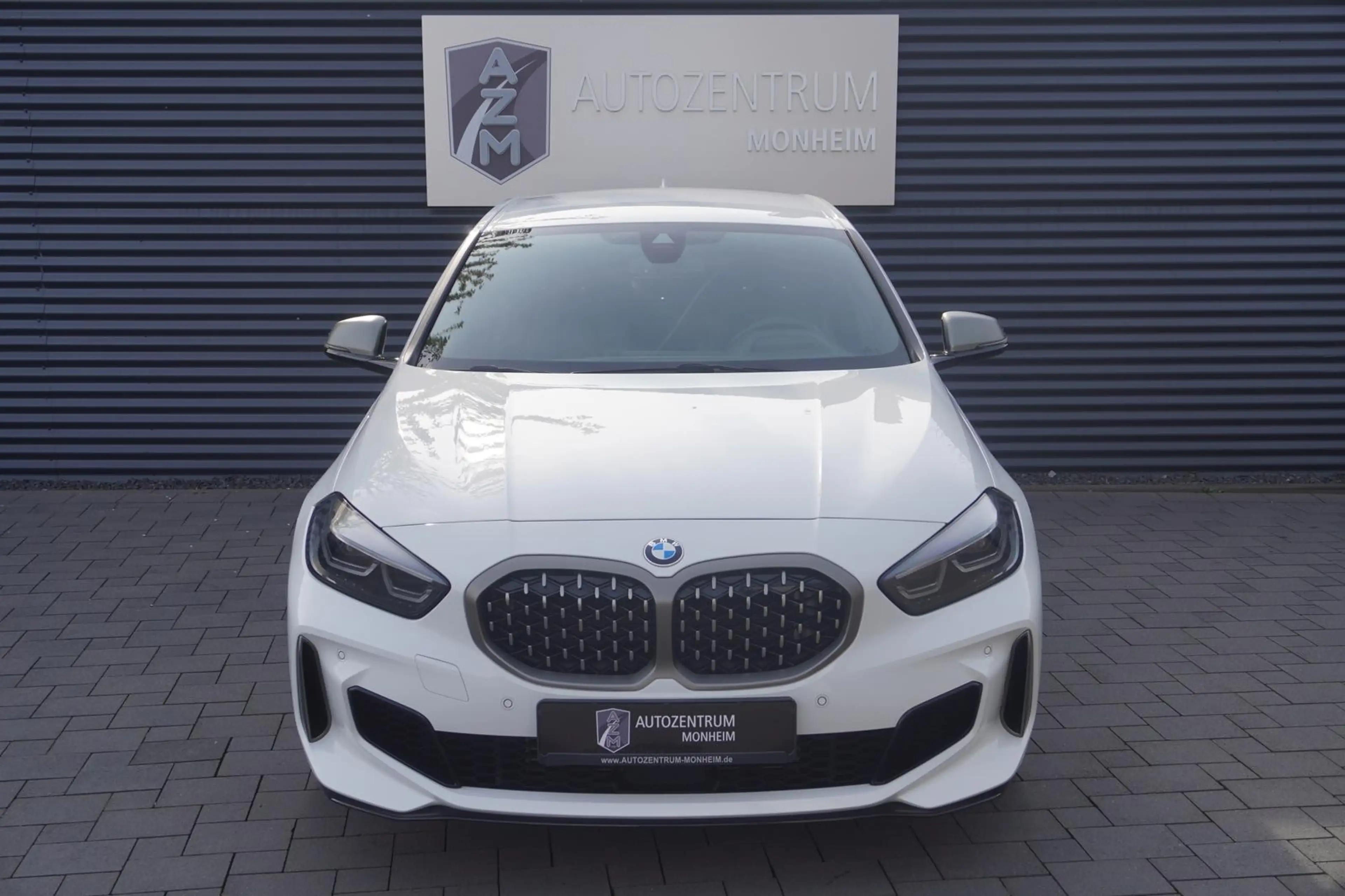 BMW 135 i xDrive VIRTUAL|HEAD-UP|SHADOW|KEYLESS|LED — photo 7
