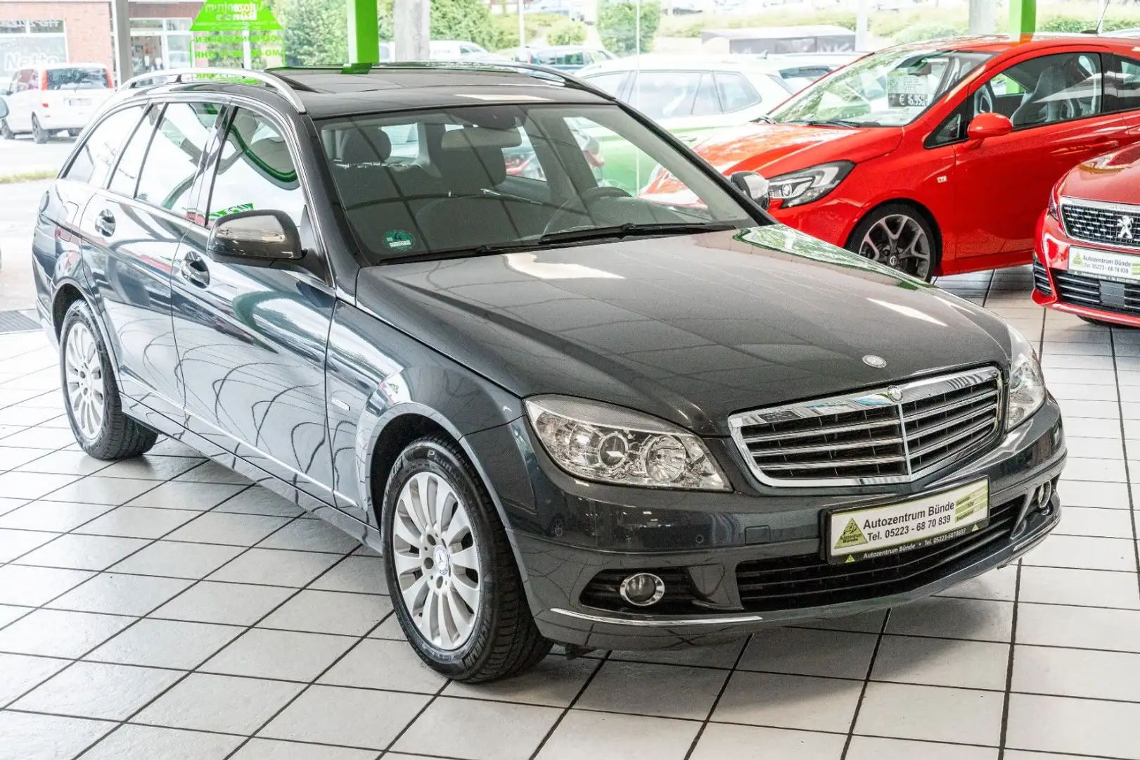 Mercedes-Benz C 180 T-Modell Kompressor Automatik Klima PDC Grau - 1