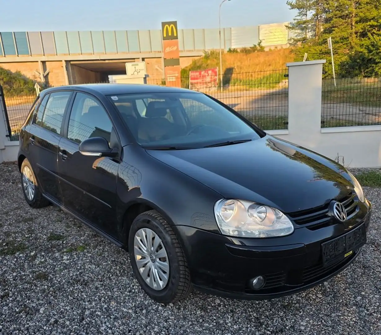 Volkswagen Golf Golf Rabbit 1,4 TSI Schwarz - 2