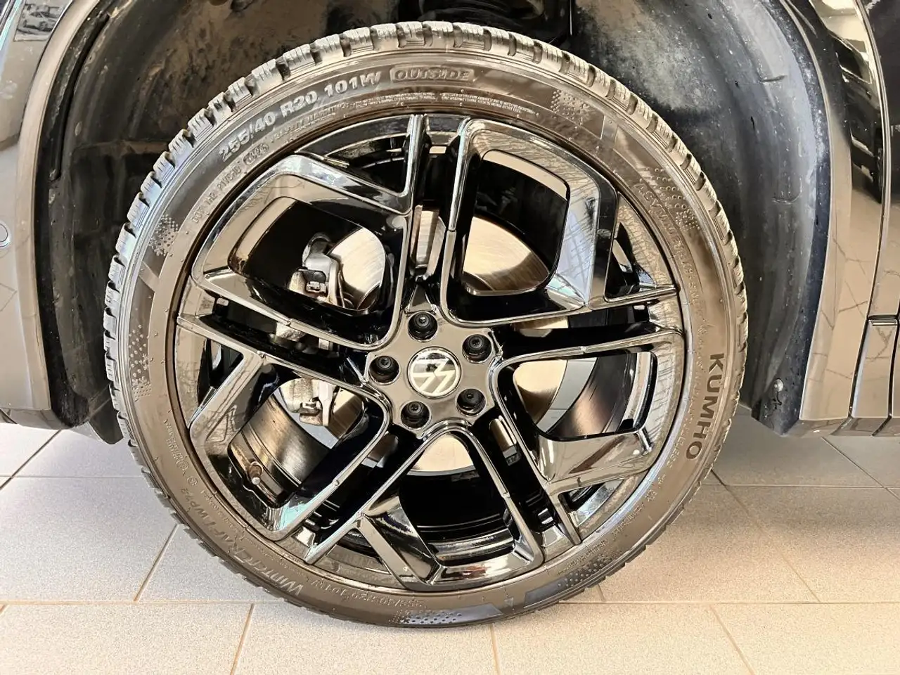 Volkswagen Tiguan снимка Volkswagen Tiguan