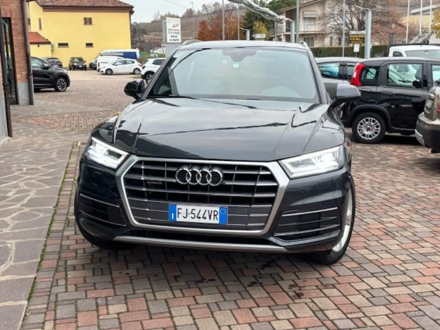Audi Q5 2.0 TDI 190 CV quattro S tronic Business Sport Gris - 1