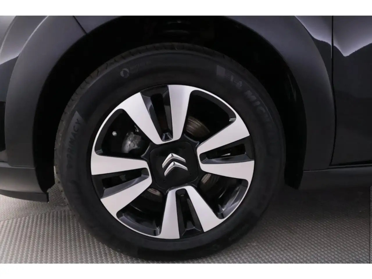 Citroen C3 1.2PureTech Shine+LED+CARPLAY+SHZ+KAMERA 14
