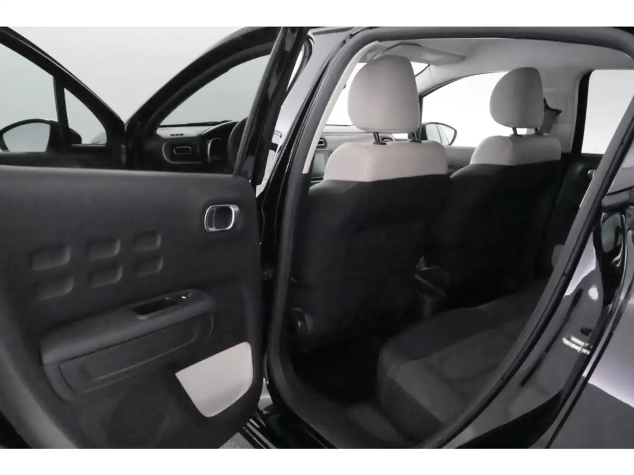 Citroen C3 1.2PureTech Shine+LED+CARPLAY+SHZ+KAMERA 19