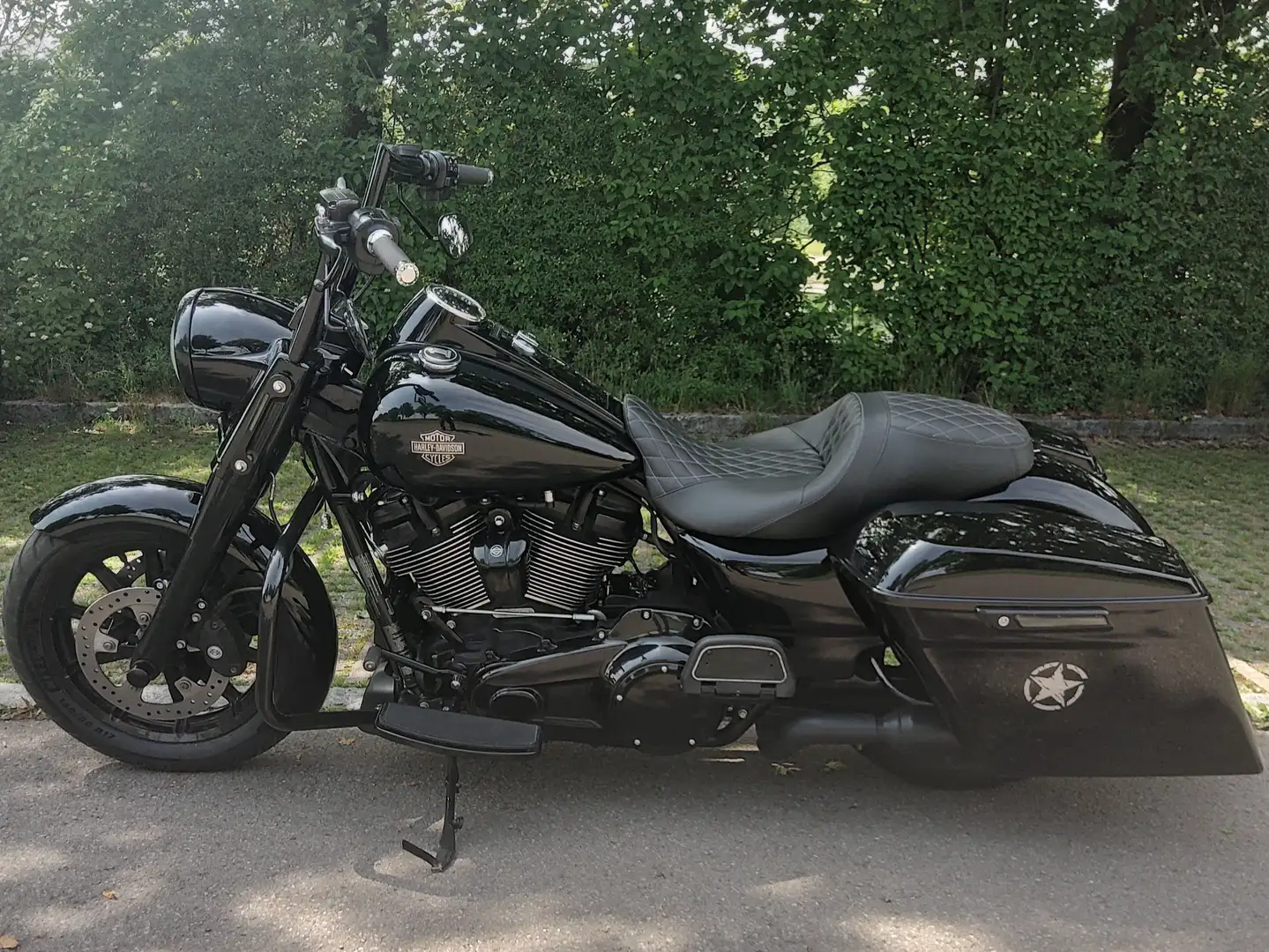 Harley-Davidson Road King Schwarz - 1