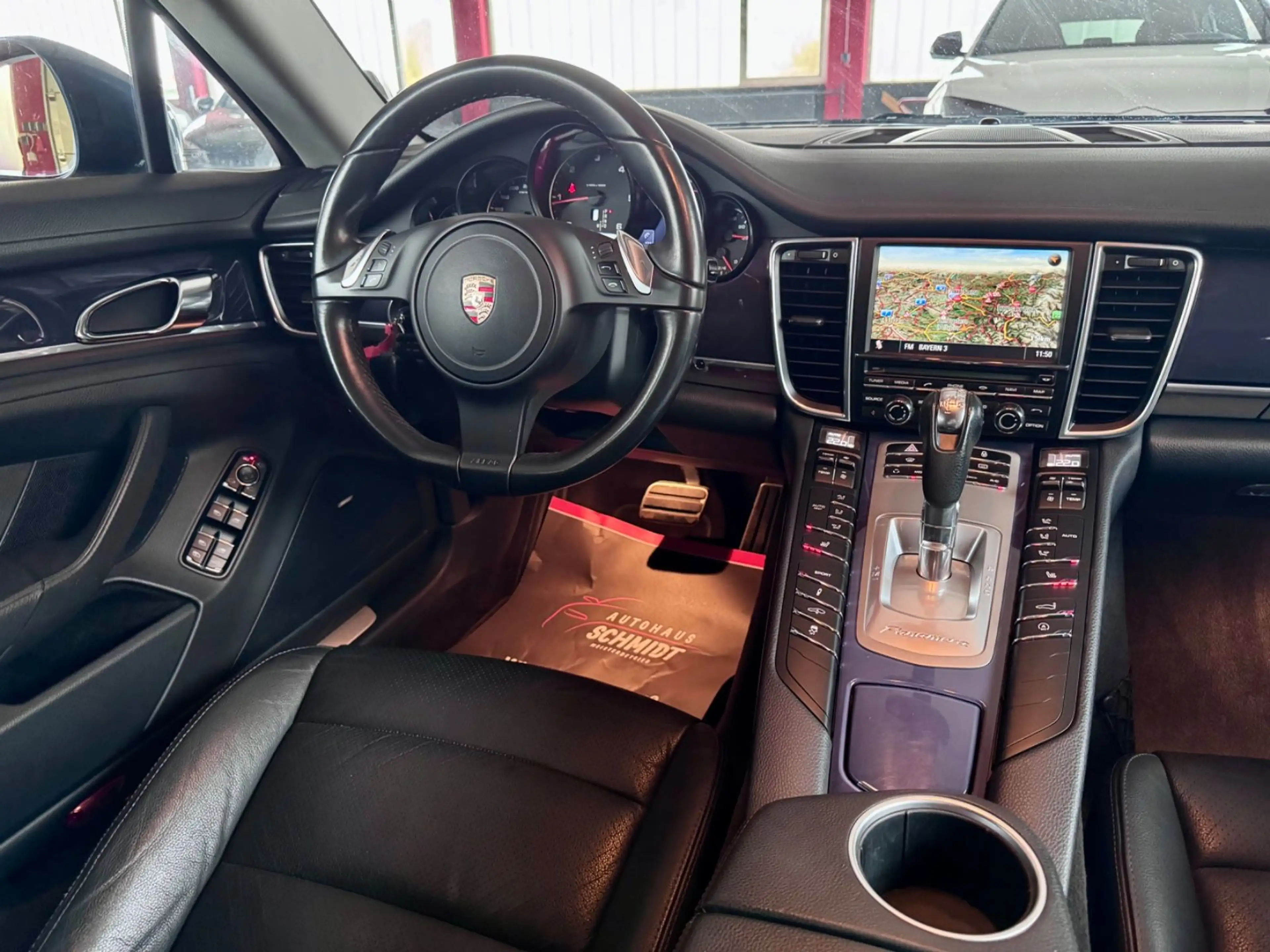 Porsche Panamera Diesel Schiebedach Bose Luft PCM 19Zoll — photo 3