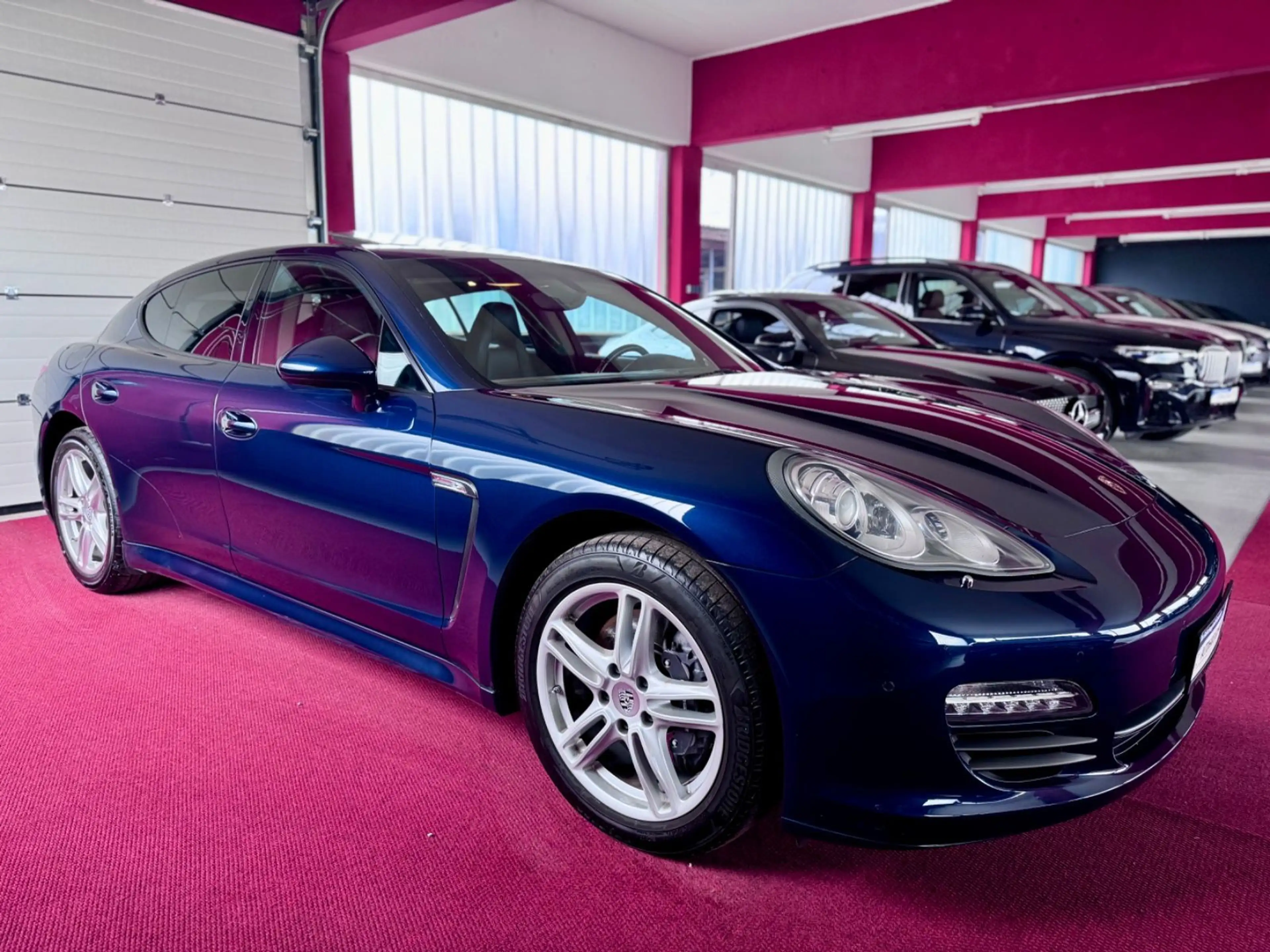Porsche Panamera Diesel Schiebedach Bose Luft PCM 19Zoll — photo 2