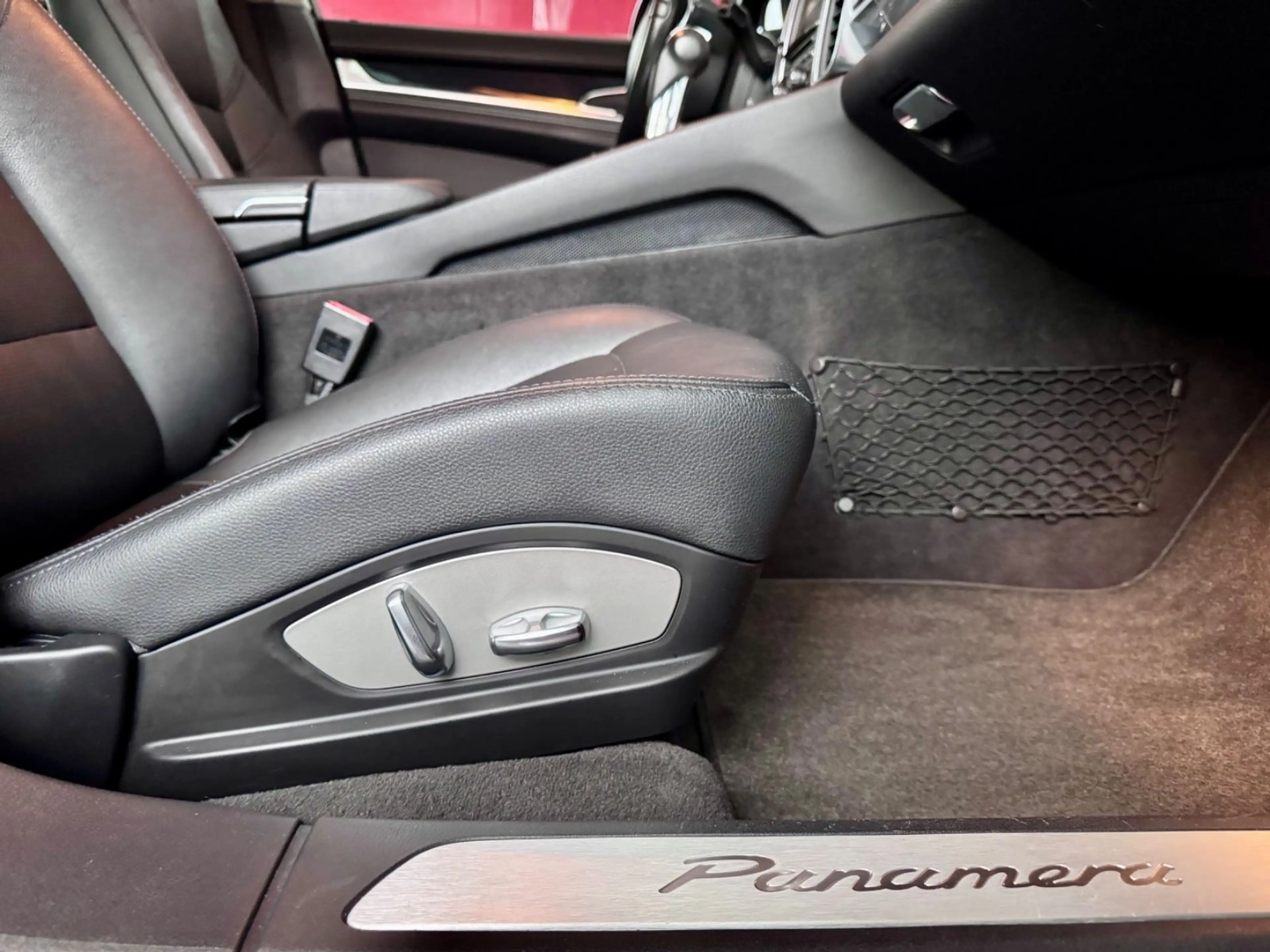 Porsche Panamera Diesel Schiebedach Bose Luft PCM 19Zoll — photo 25