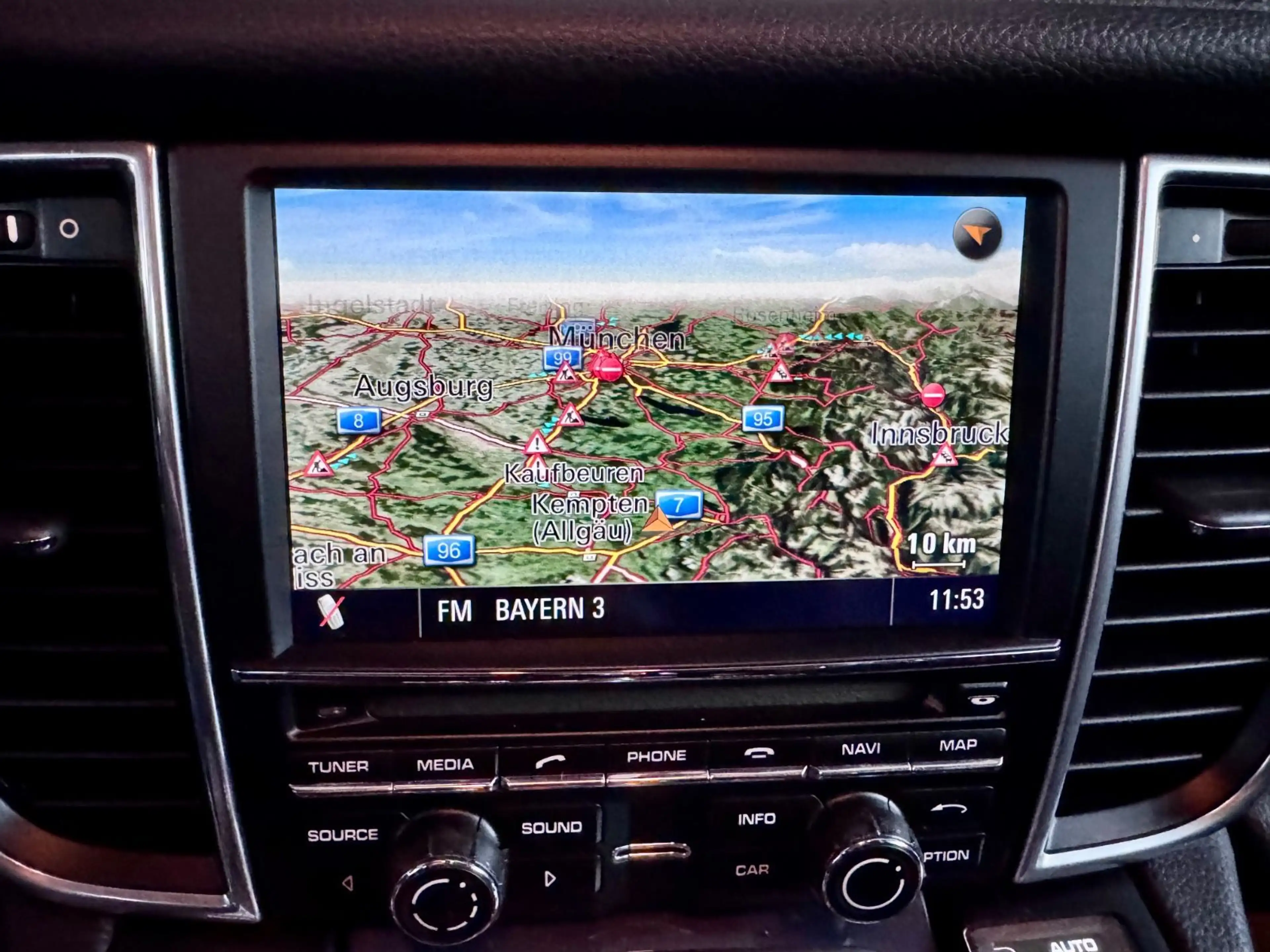Porsche Panamera Diesel Schiebedach Bose Luft PCM 19Zoll — photo 12