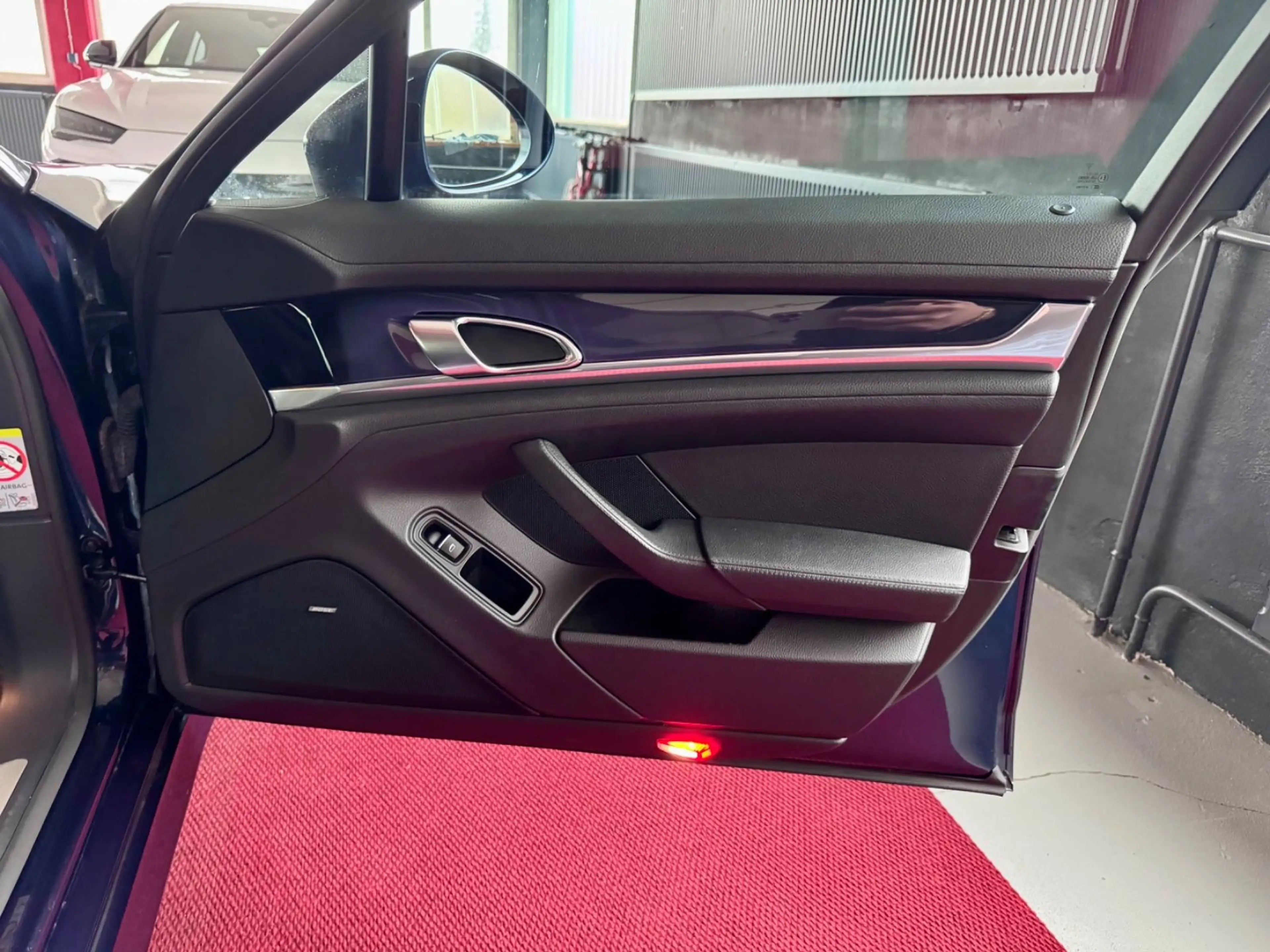 Porsche Panamera Diesel Schiebedach Bose Luft PCM 19Zoll — photo 26