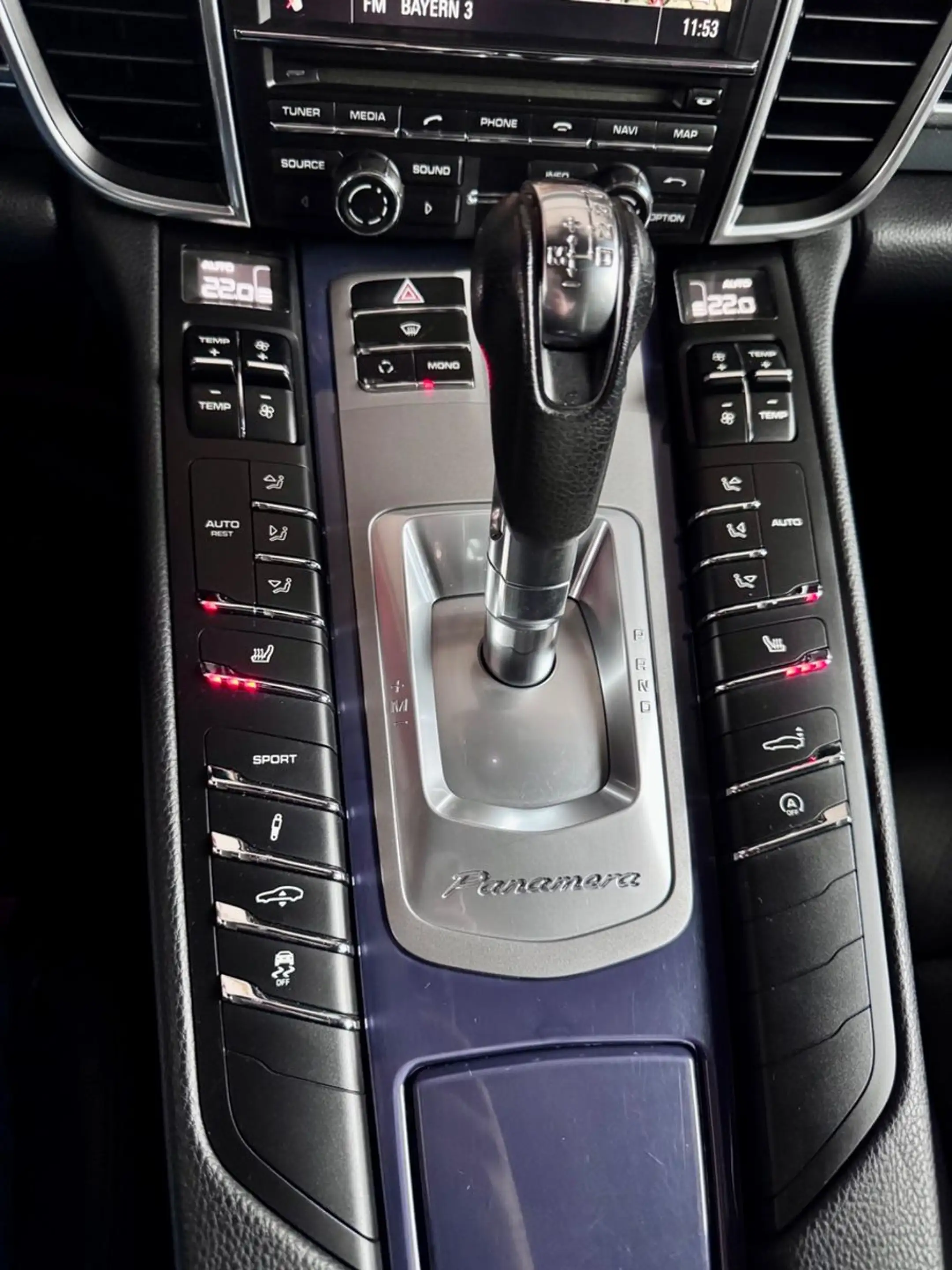 Porsche Panamera Diesel Schiebedach Bose Luft PCM 19Zoll — photo 16