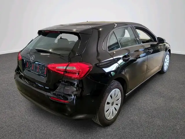 Mercedes-Benz A-Class view 3