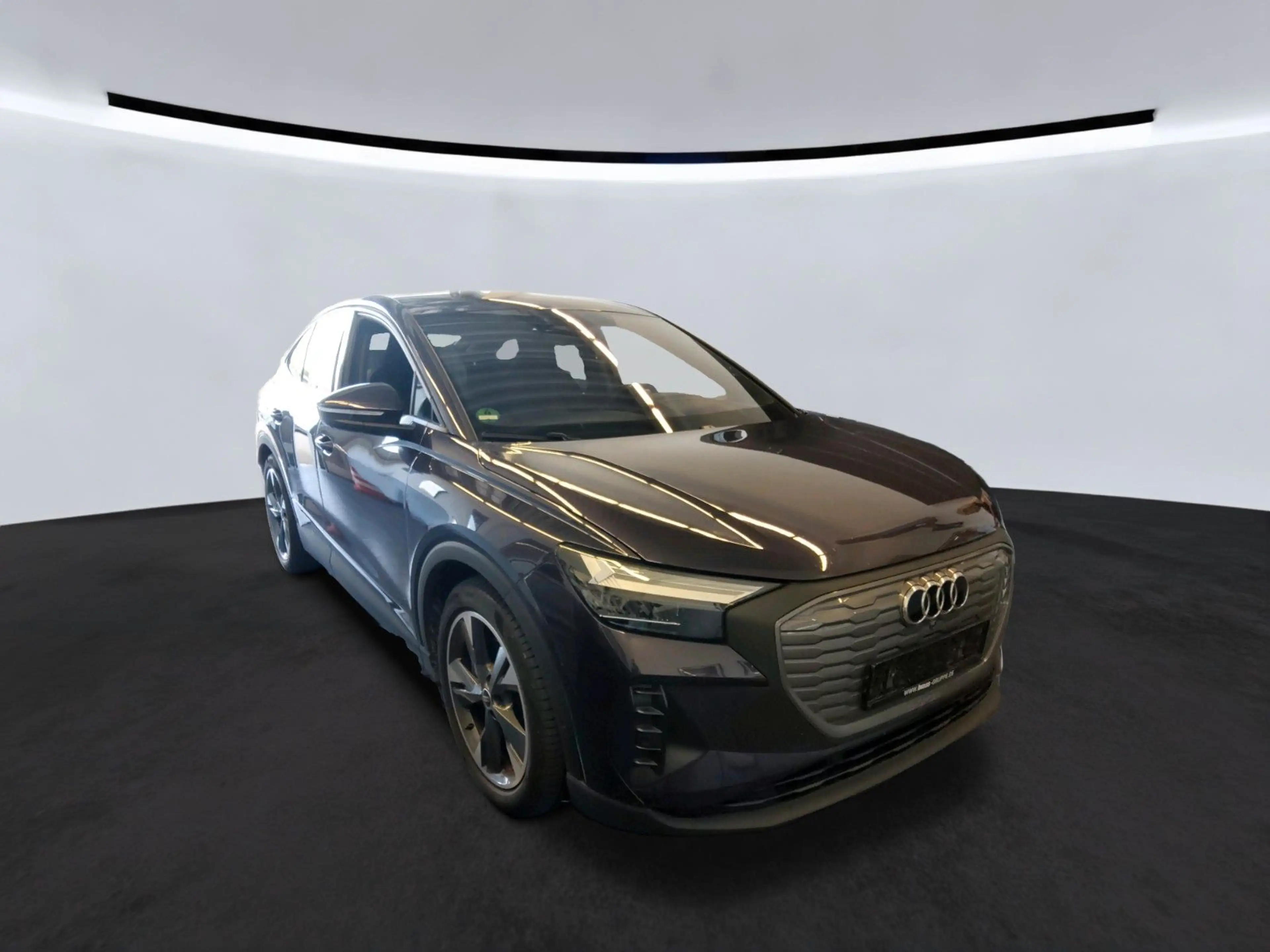 Audi Q4 e-tron E-tron Sportback 40*LED*AHK*GARANTIE* — photo 2