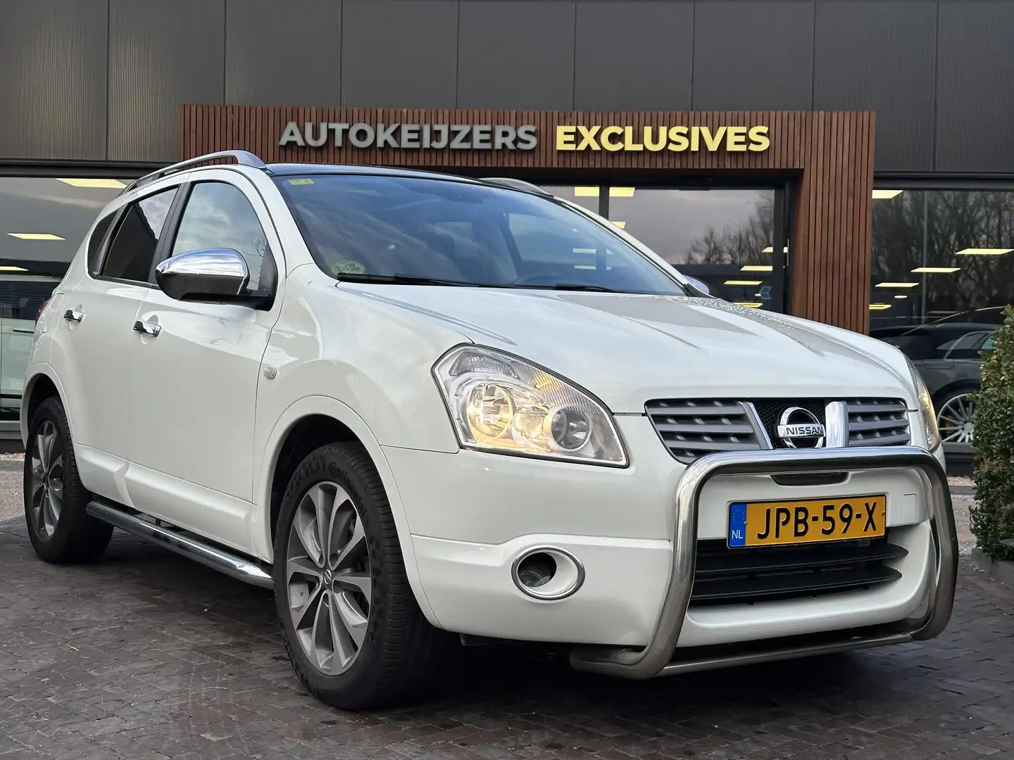 Nissan Qashqai 2.0 dCi Connect Edition 4WD Blanc - 1