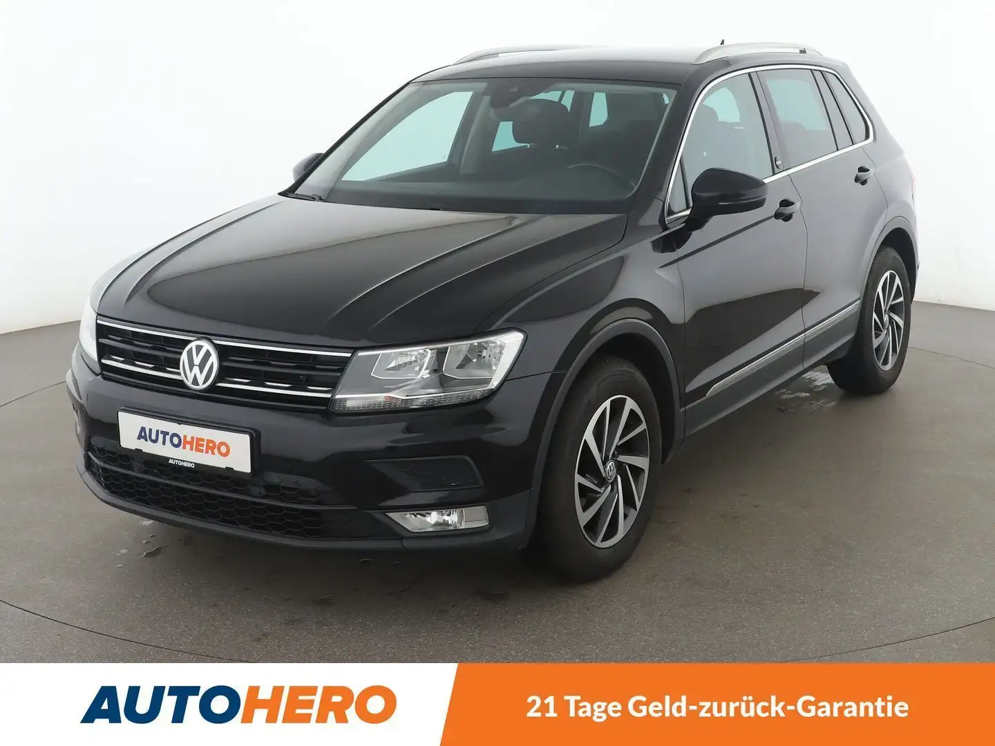 Volkswagen Tiguan 2.0 TDI Sound BlueMotion Aut.*NAVI*PDC* Schwarz - 1
