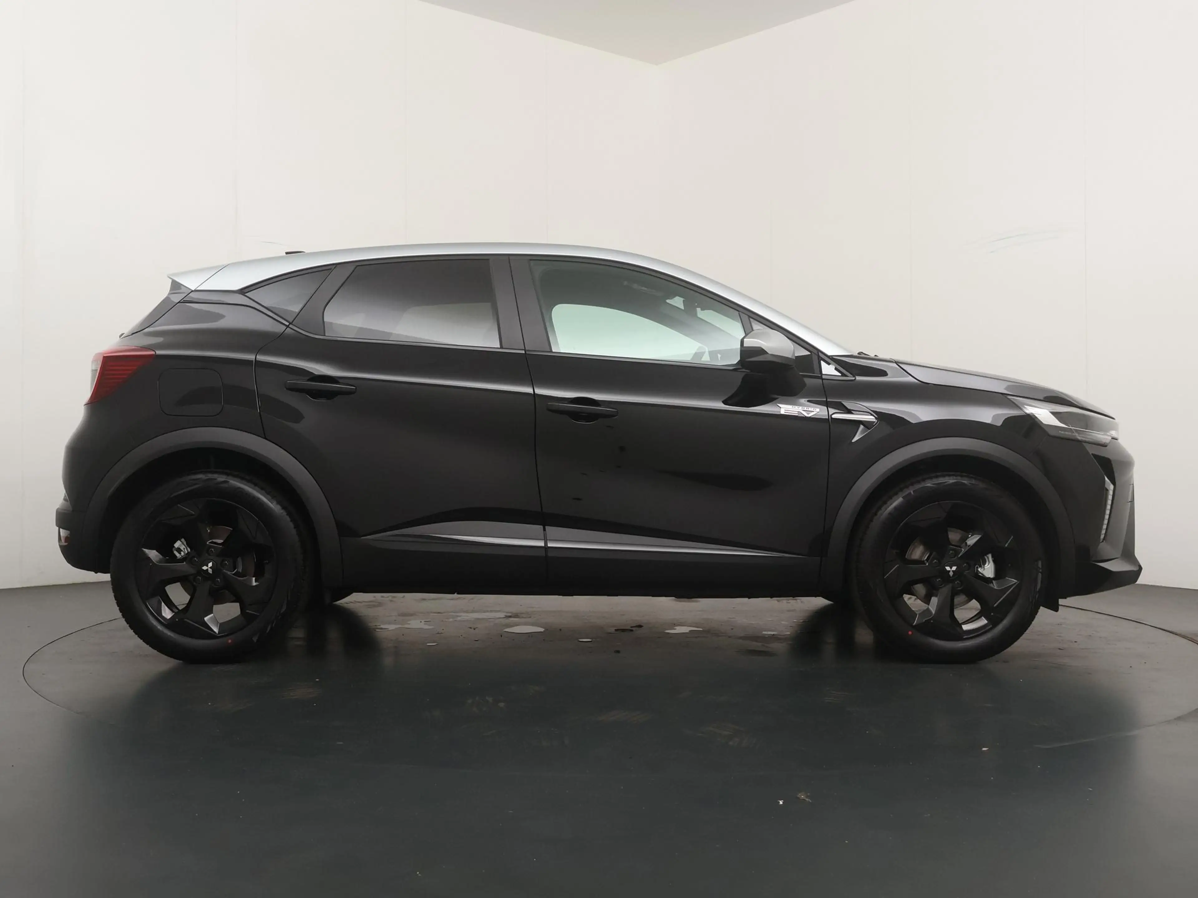 Mitsubishi ASX 1.8 HEV AT Black Edition Black Edition | € 2.000 K — photo 6