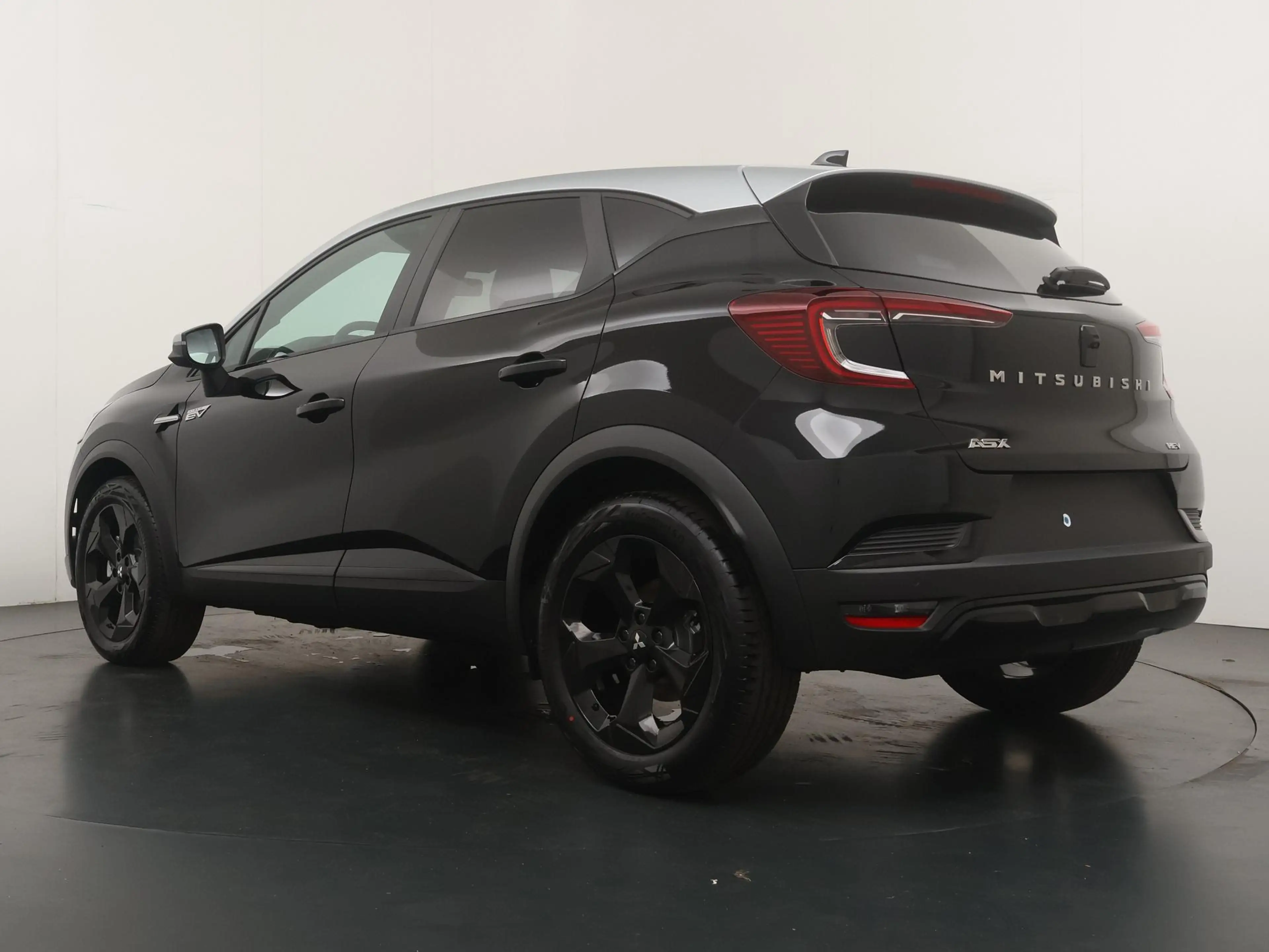 Mitsubishi ASX 1.8 HEV AT Black Edition Black Edition | € 2.000 K — photo 3