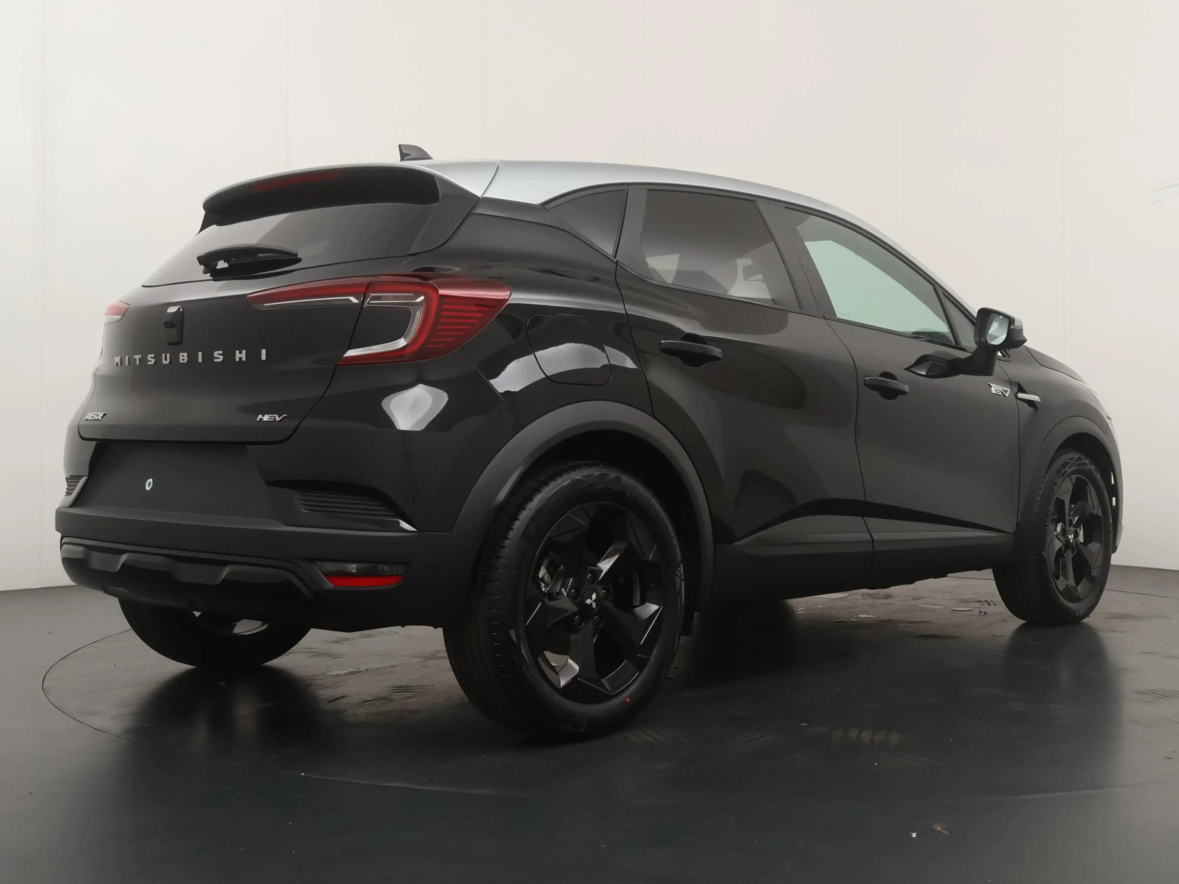 Mitsubishi ASX 1.8 HEV AT Black Edition Black Edition | € 2.000 K — photo 5