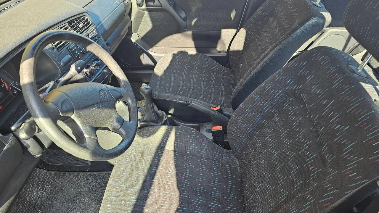 Volkswagen Golf 1.6, foto 10