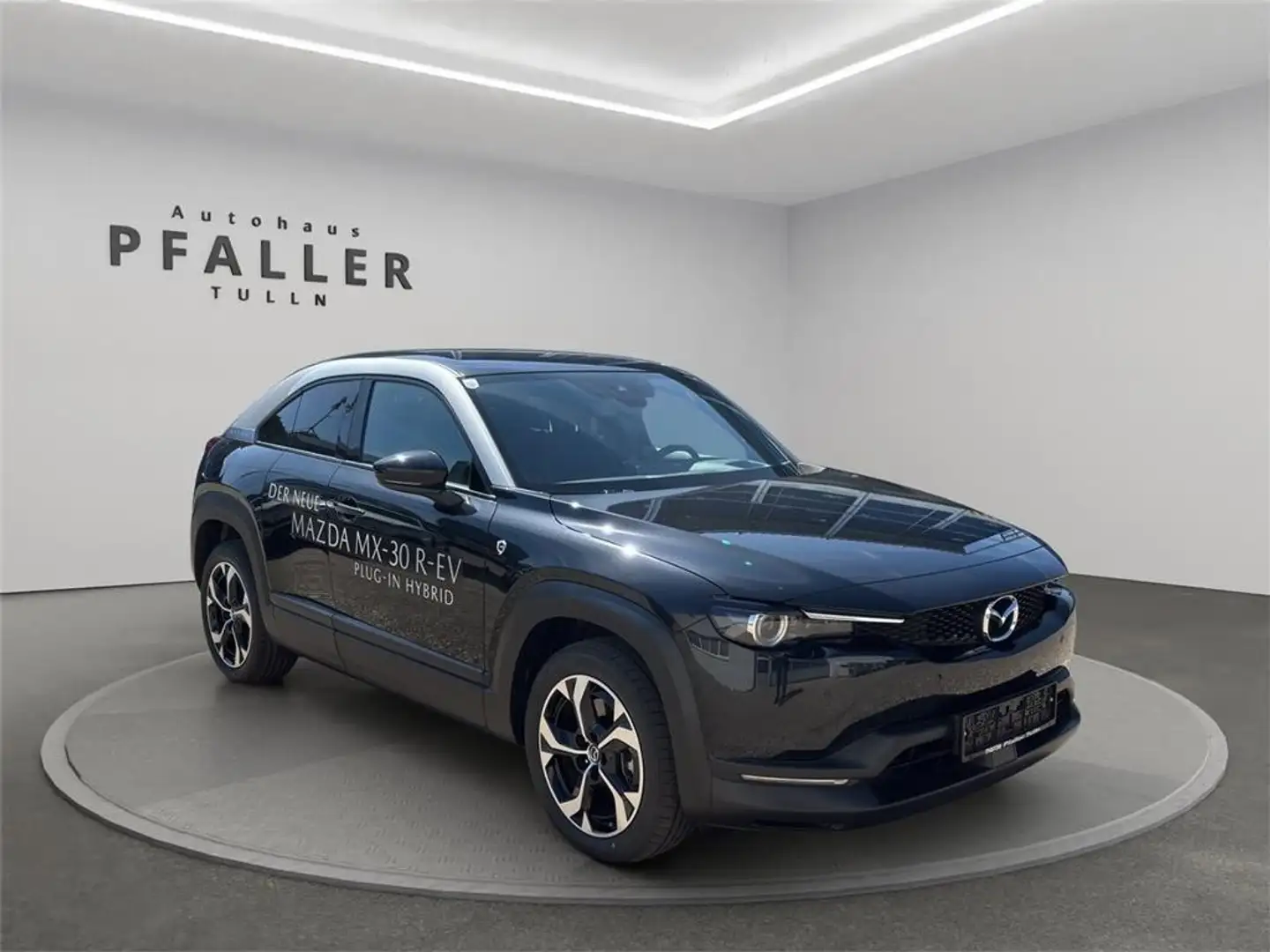 Mazda MX-30 e-SKYACTIV R-EV MAKOTO Urban Expression Aut. Schwarz - 2