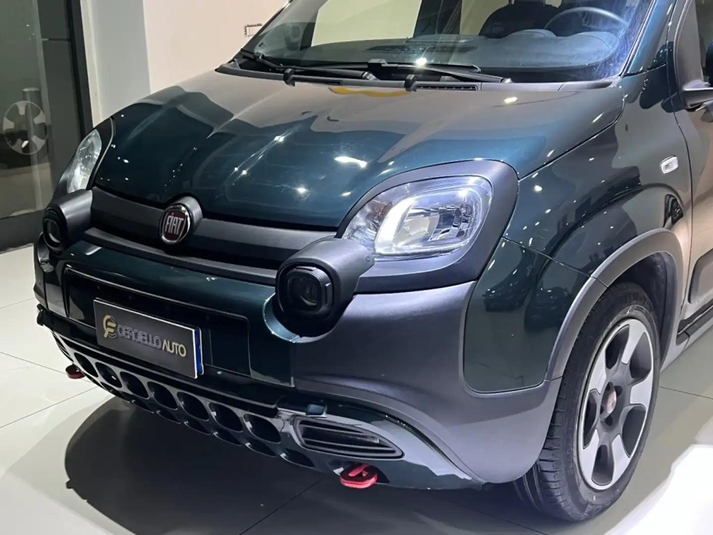 Fiat Panda 1.0 FireFly S&S Hybrid City Cross Grigio - 2
