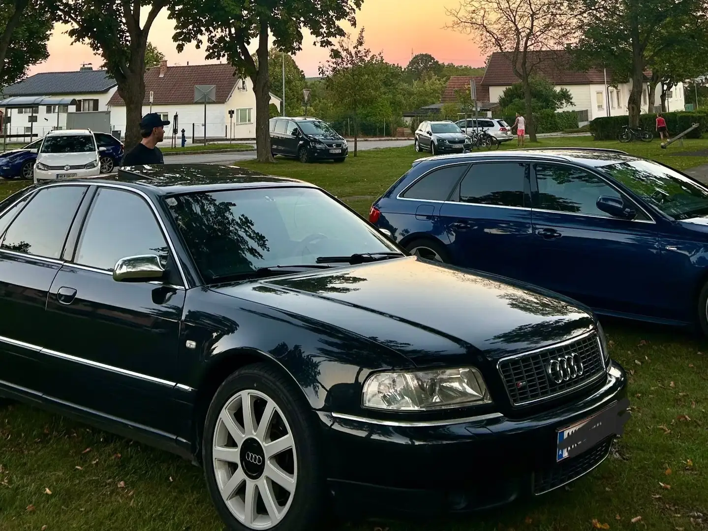 Audi S8 A8 4,2 S8 quattro Tiptronic Schwarz - 1