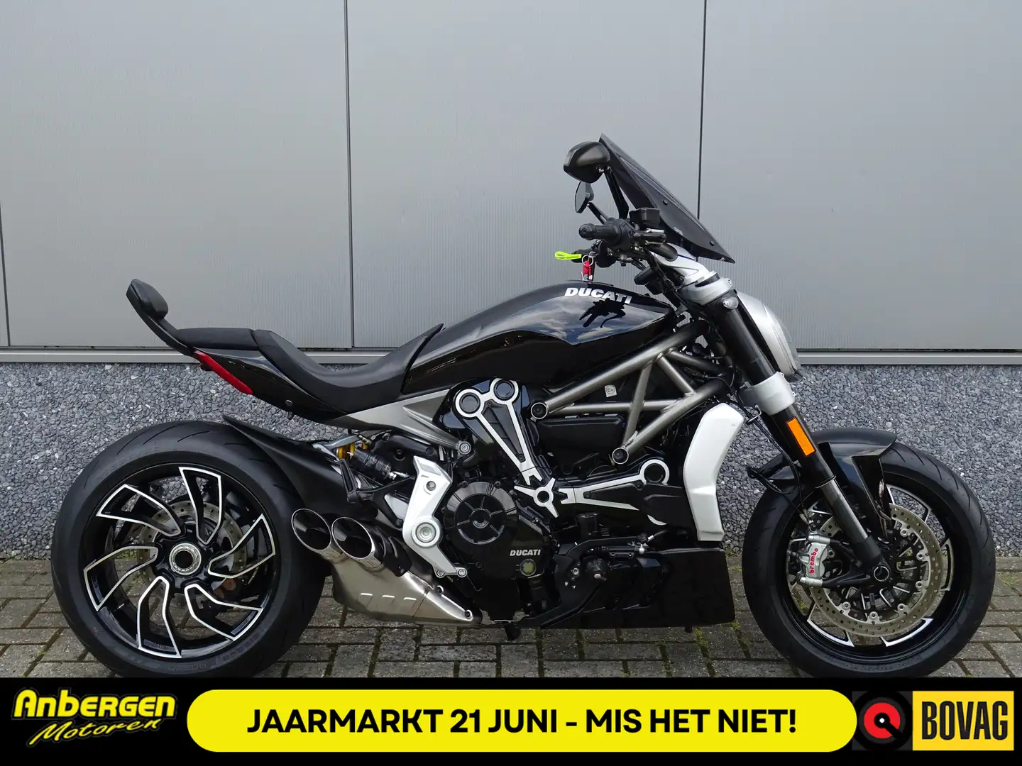 Ducati XDiavel S Negru - 1