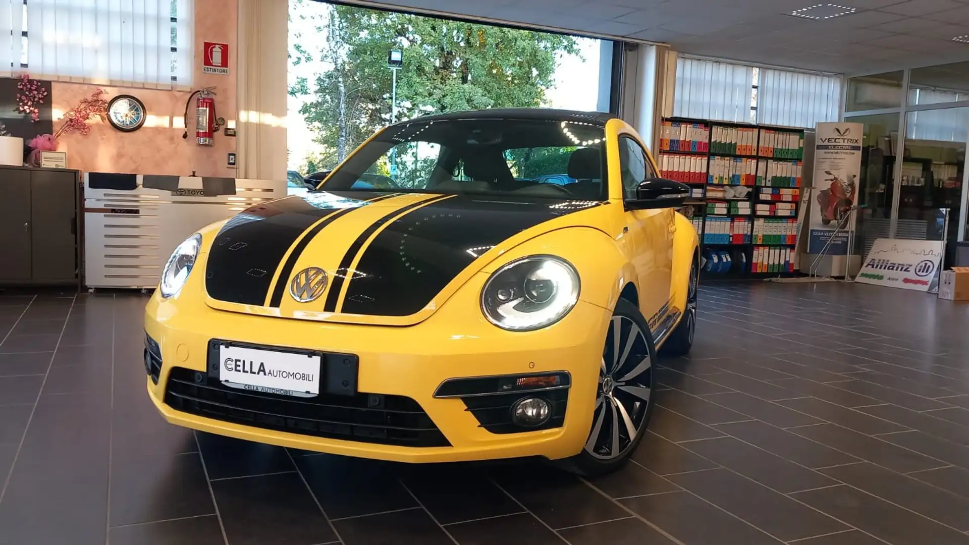 Volkswagen Maggiolino Maggiolino 2.0 tsi Sport 210cv dsg Jaune - 2