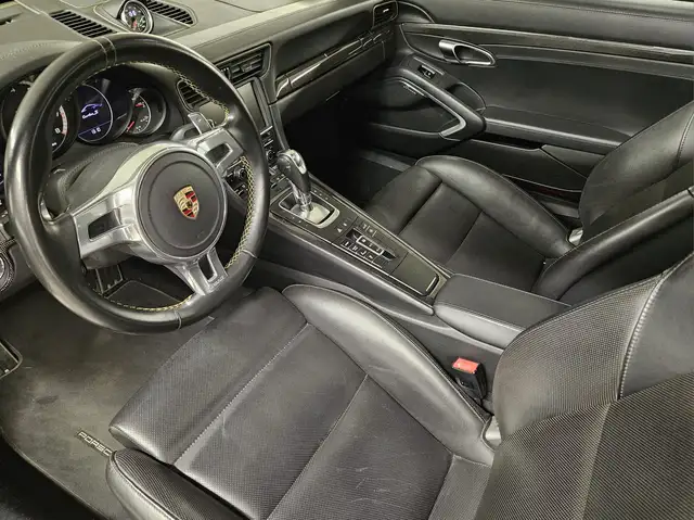 Porsche 911 Turbo S * CHRONO * APPROVED bis 10/2027 * PANO * Ansicht 11