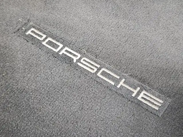 Porsche 911 Turbo S * CHRONO * APPROVED bis 10/2027 * PANO * Ansicht 49