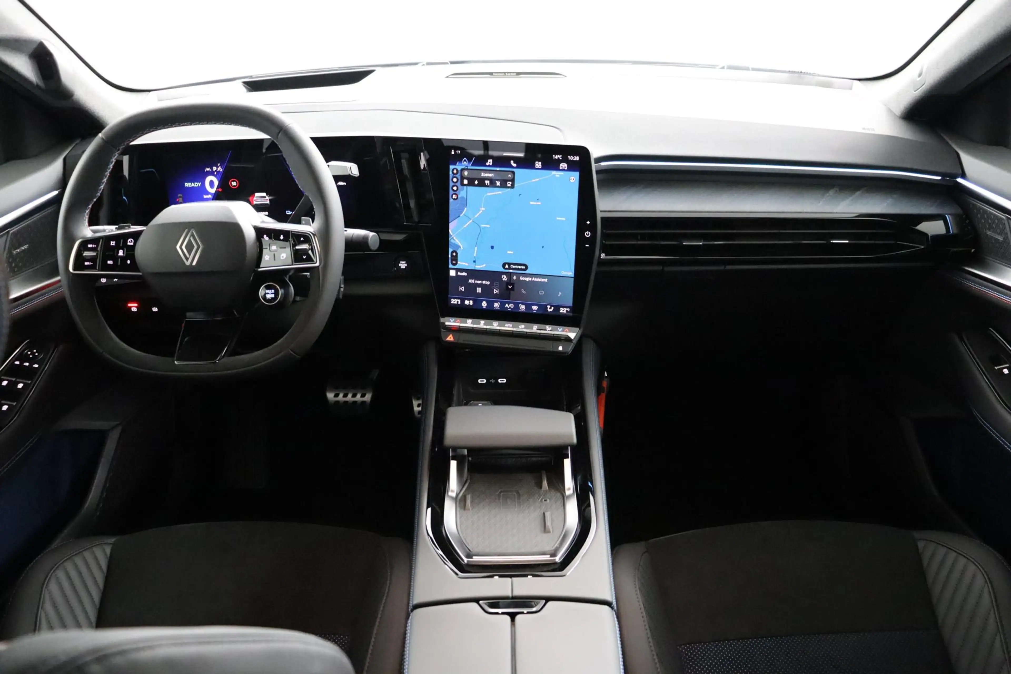 Renault Rafale atelier Alpine hyper hybrid E-Tech 4x4 300 | Full — photo 4