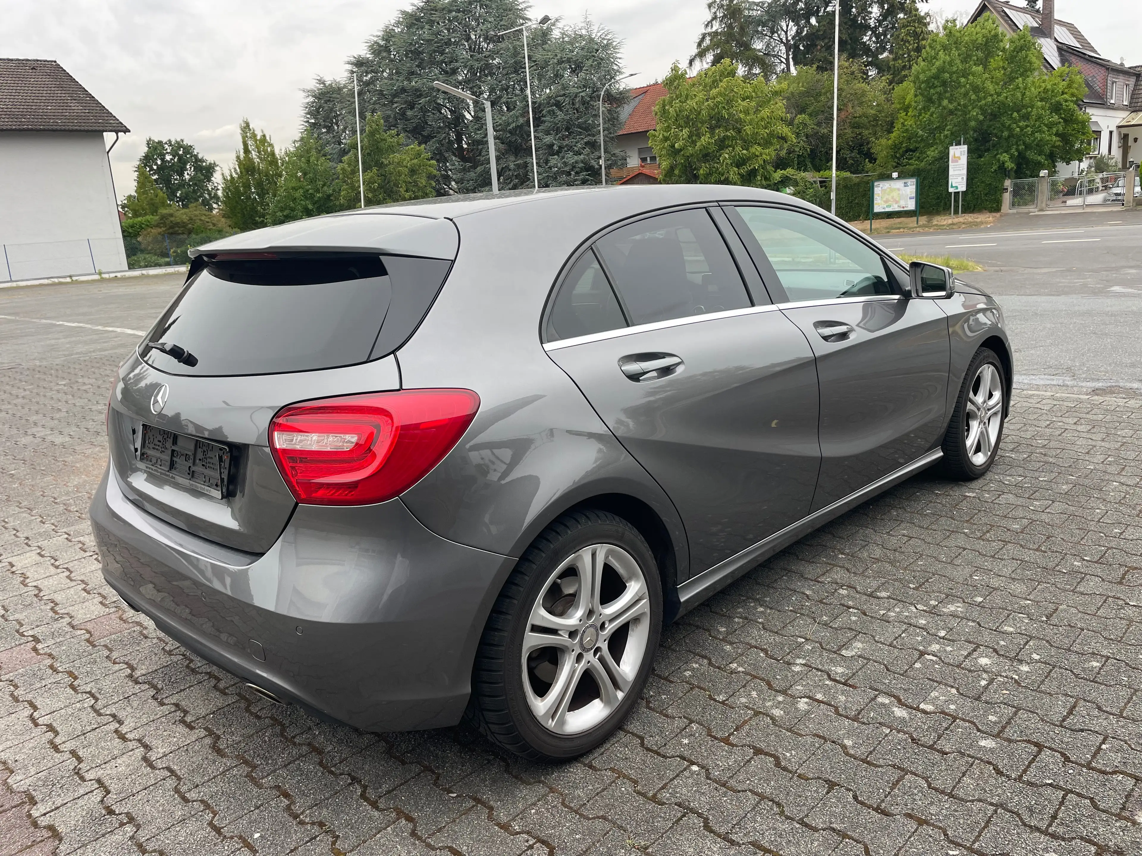 Mercedes-Benz A 180 A-Klasse (BlueEFFICIENCY) Urban — photo 7