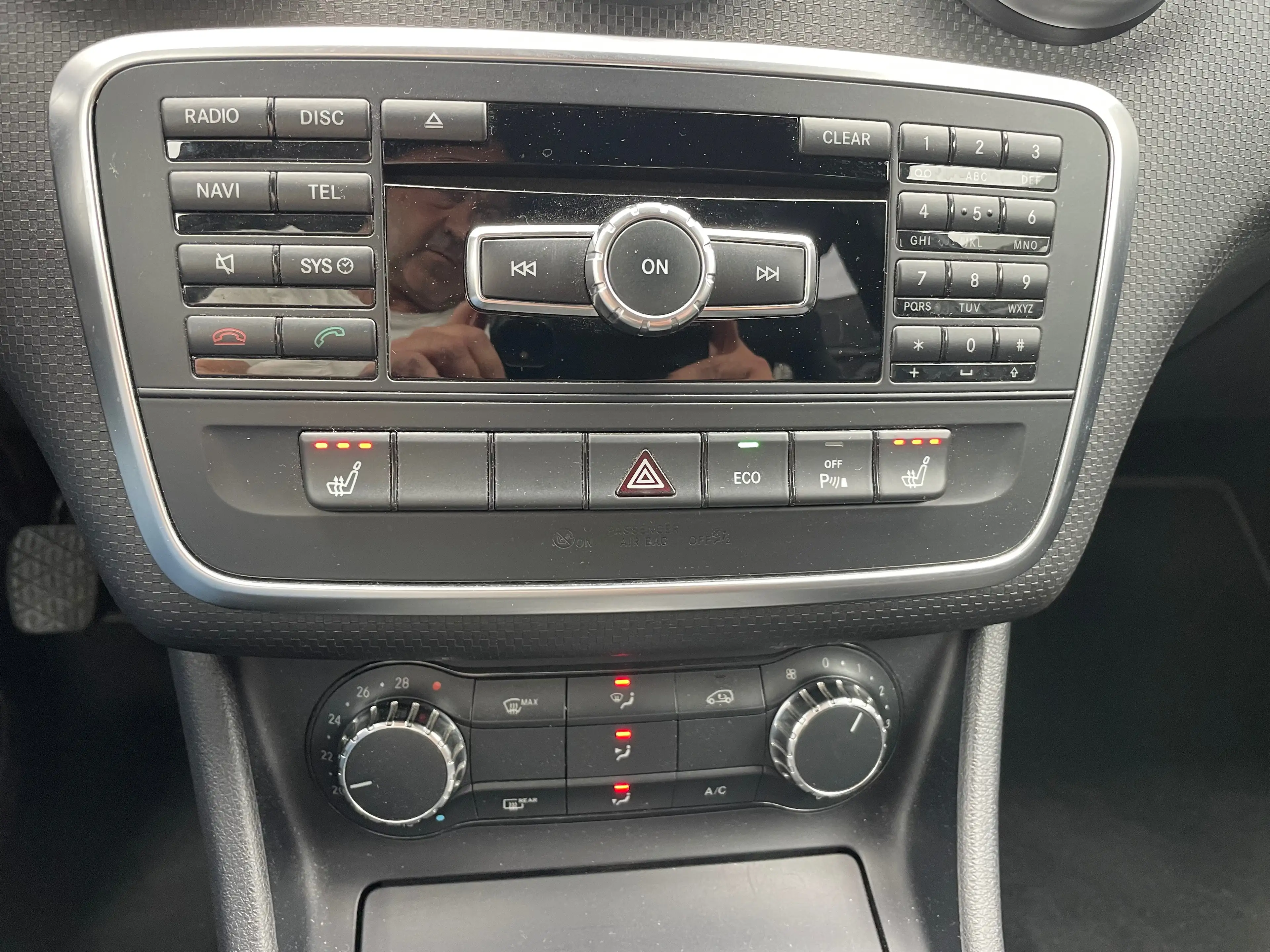 Mercedes-Benz A 180 A-Klasse (BlueEFFICIENCY) Urban — photo 21