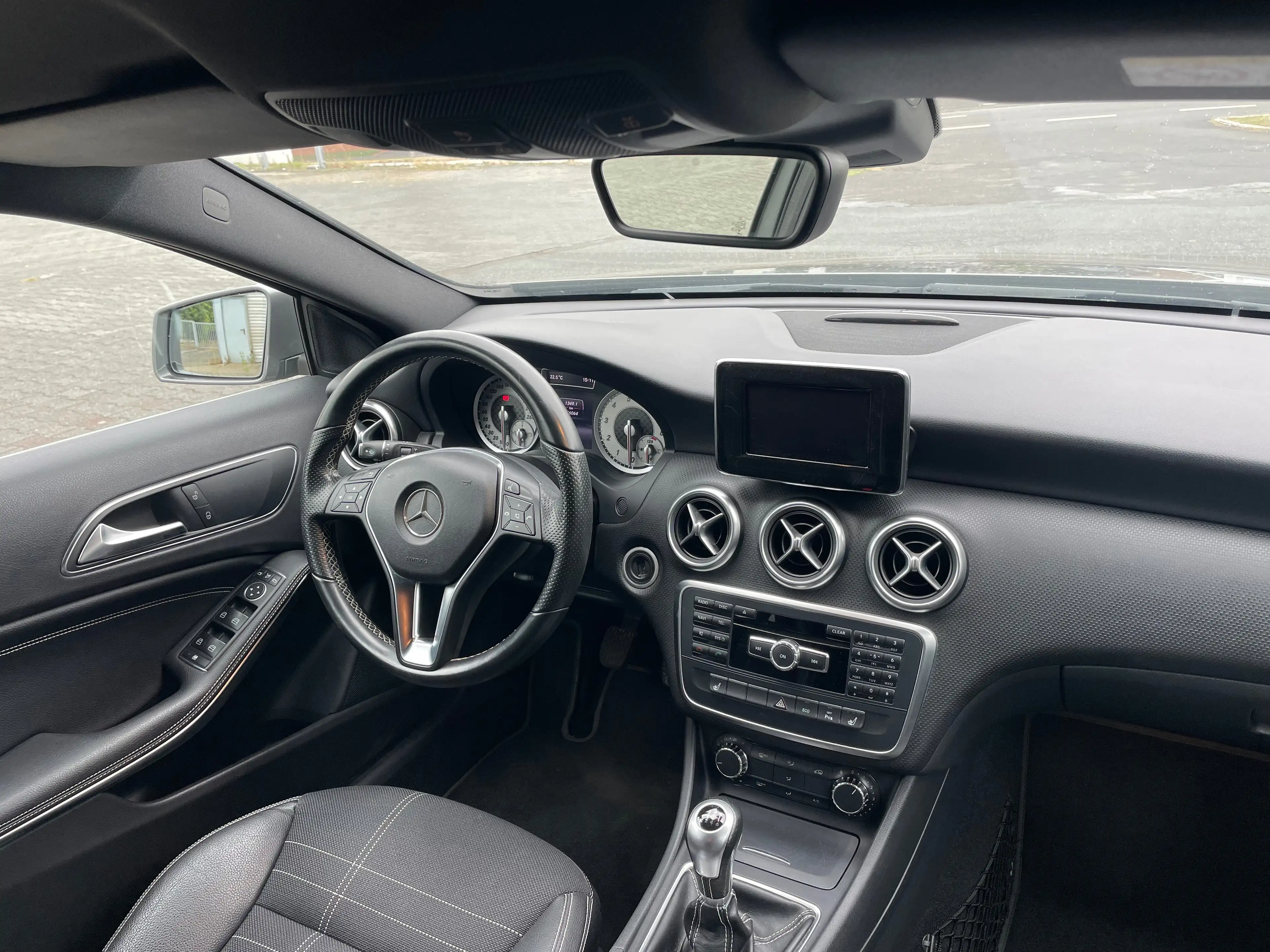 Mercedes-Benz A 180 A-Klasse (BlueEFFICIENCY) Urban — photo 12