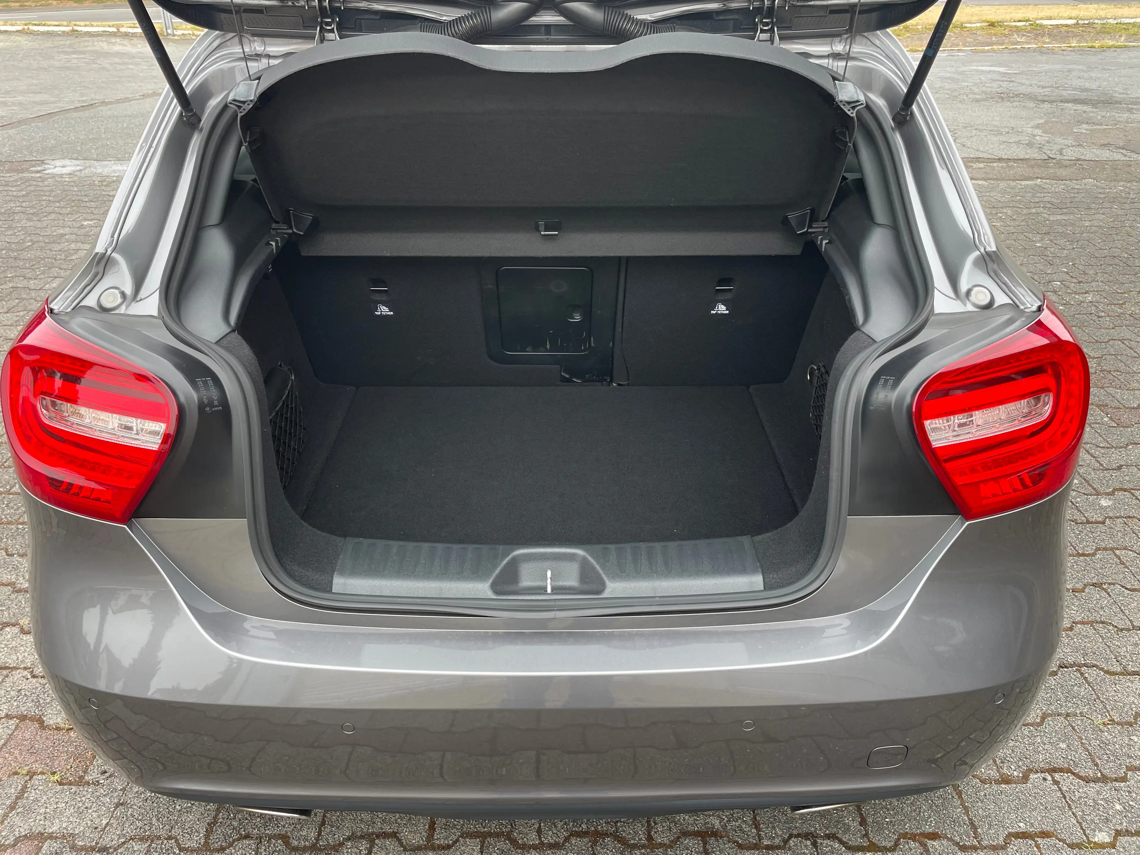 Mercedes-Benz A 180 A-Klasse (BlueEFFICIENCY) Urban — photo 10