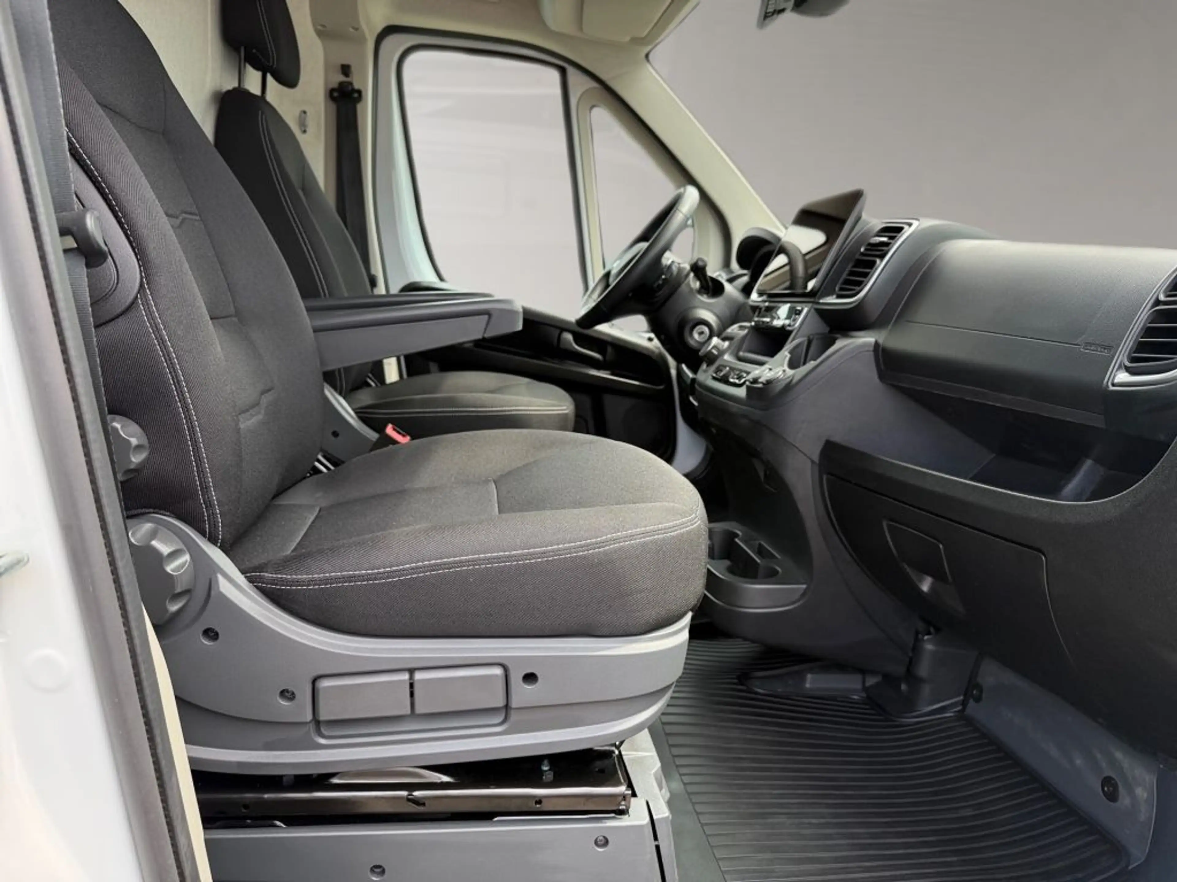 Citroen Jumper e-Jumper 35 Heavy L3H2 (110 kWh)*ACC — photo 7