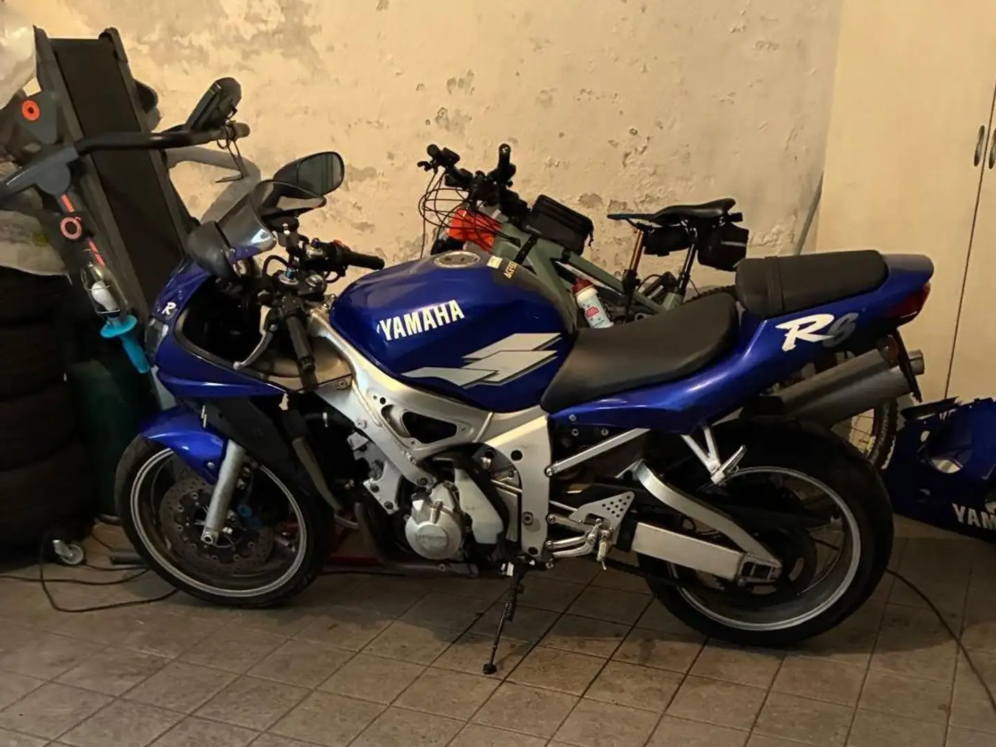 Yamaha YZF-R6 prima serie 1999 a carburatori Blu/Azzurro - 2