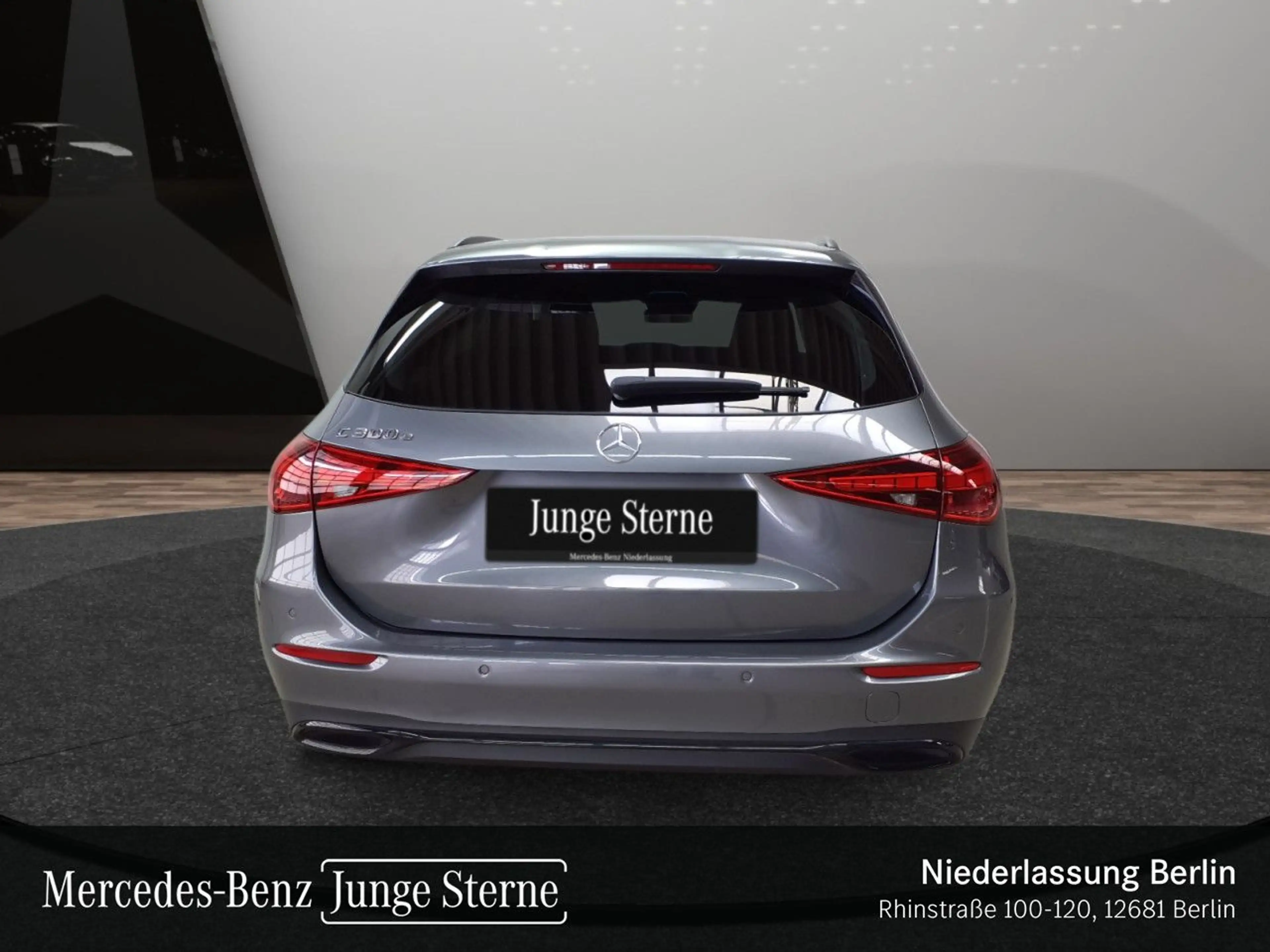 Mercedes-Benz C 300 e T AVANTG+NIGHT+KAMERA+TOTW+KEYLESS+9G — photo 8
